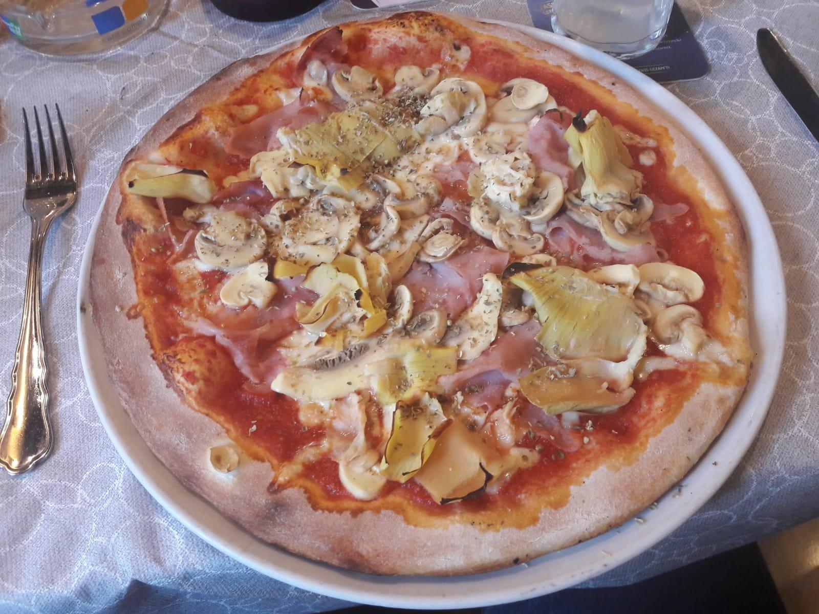 Pizzeria La Piazza