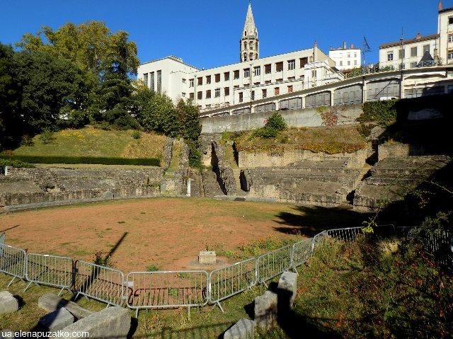 Amphitheater of the Three Gauls