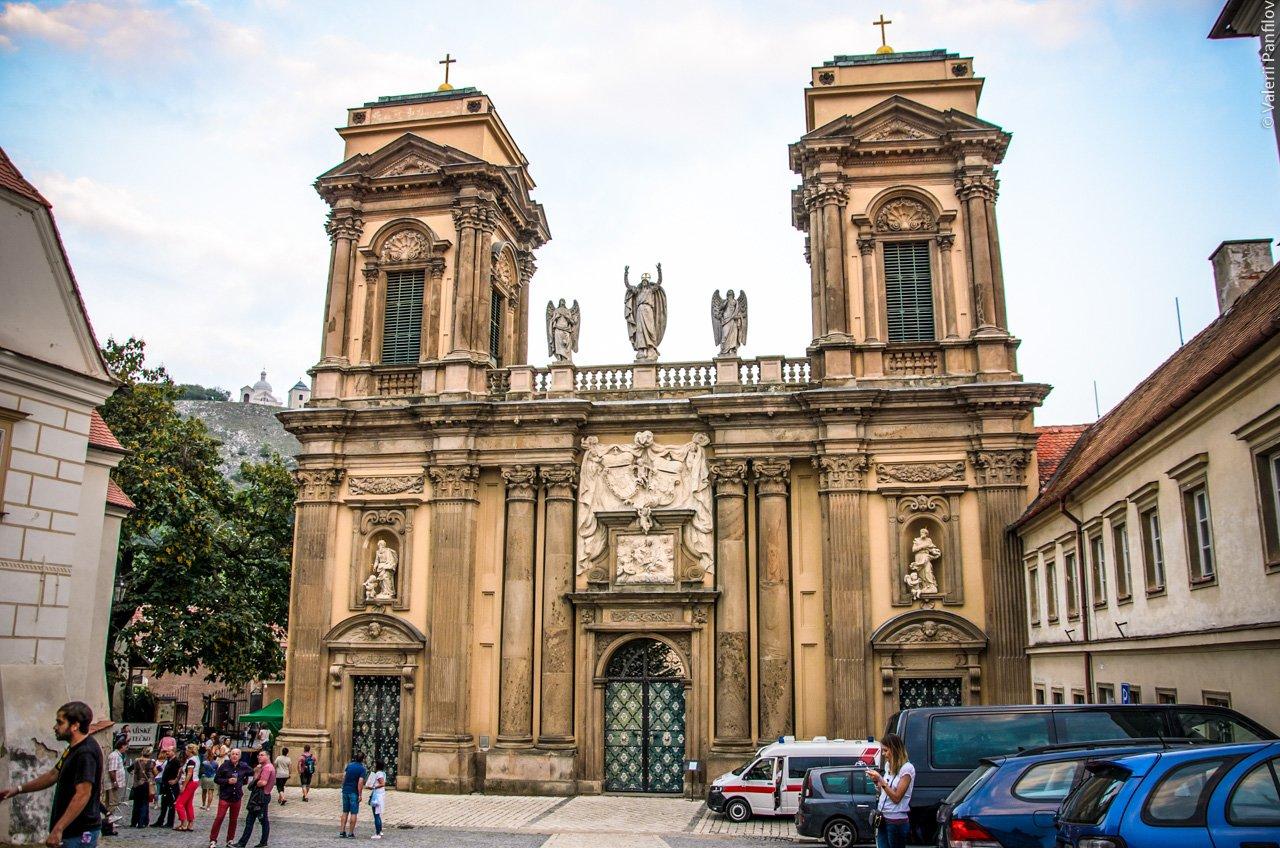 Dietrichsteinska Hrobka