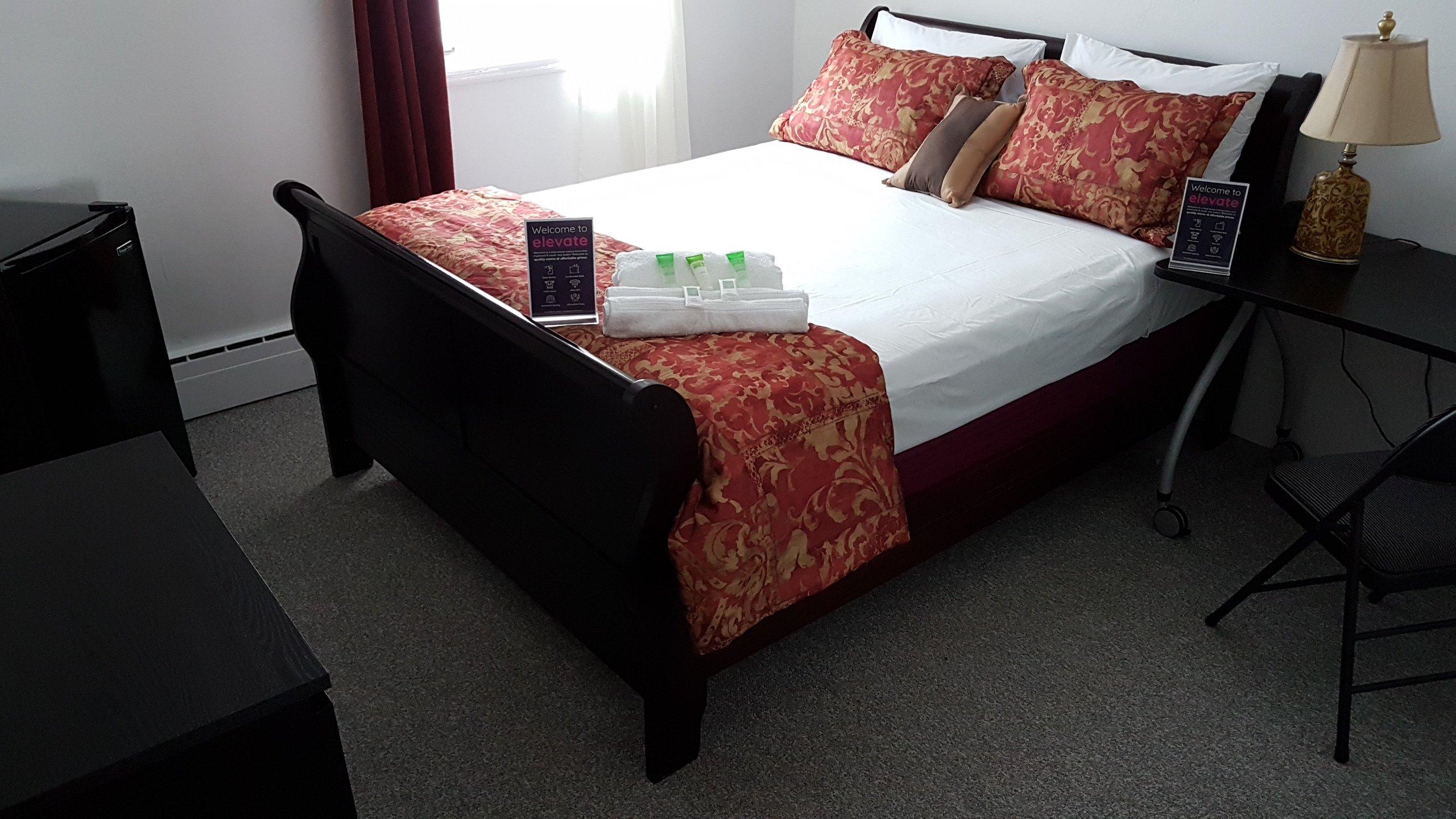 Crestview Guest House