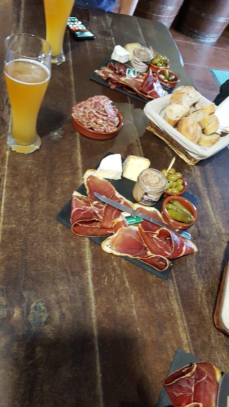 Photo by sanddu312019