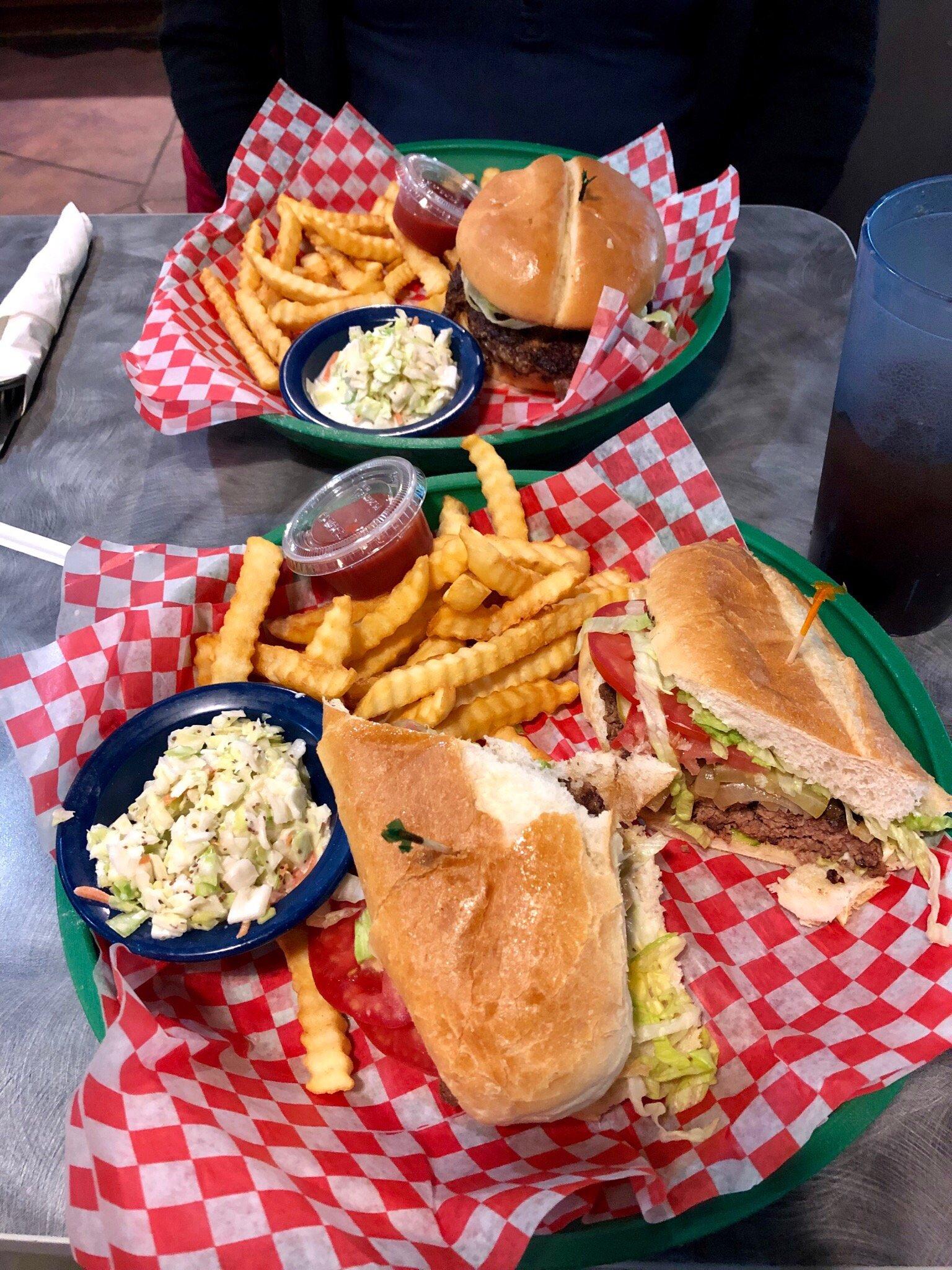 Front Porch Restaurant & Pie Shop