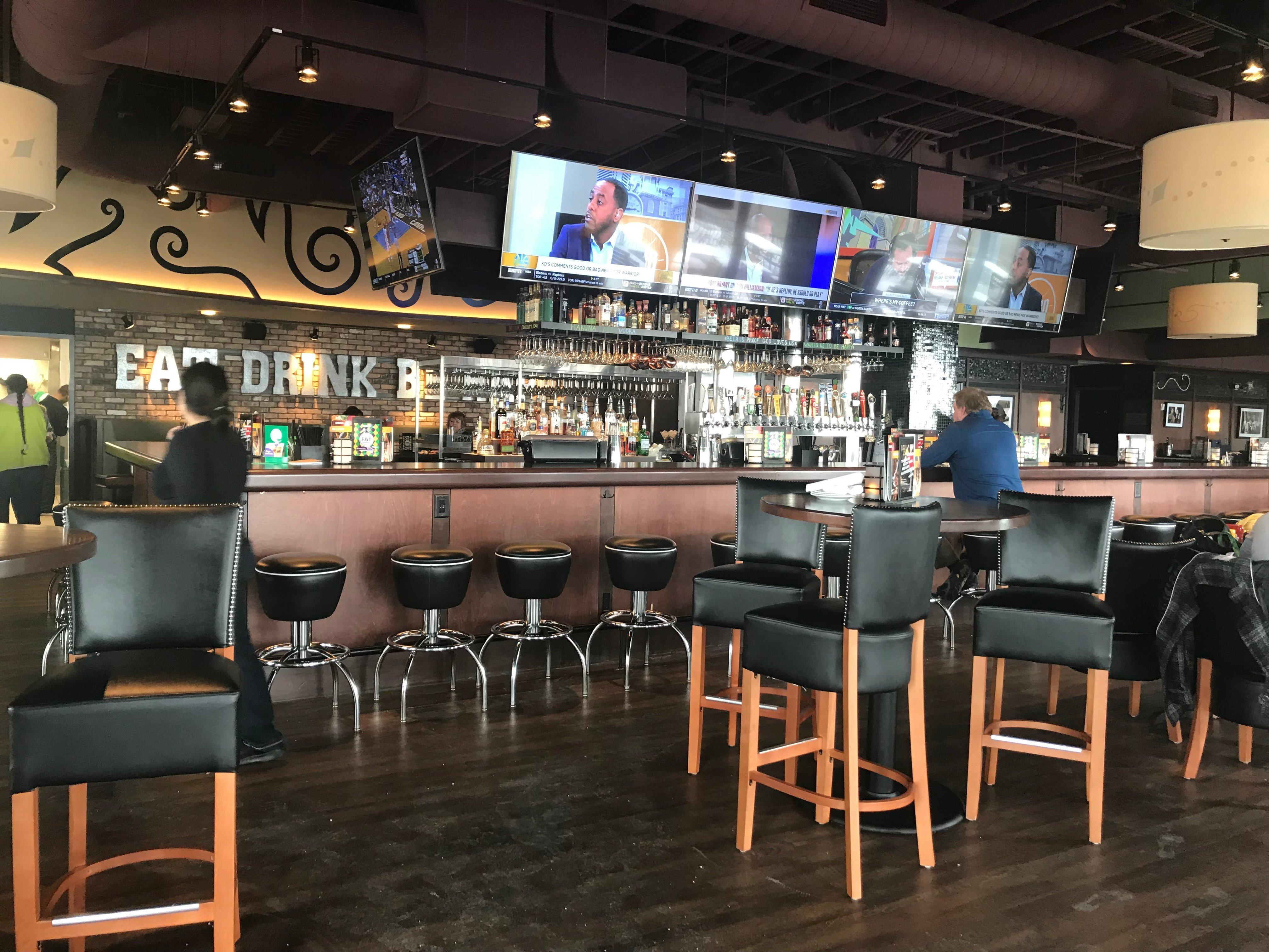 Bar Louie - Sioux City