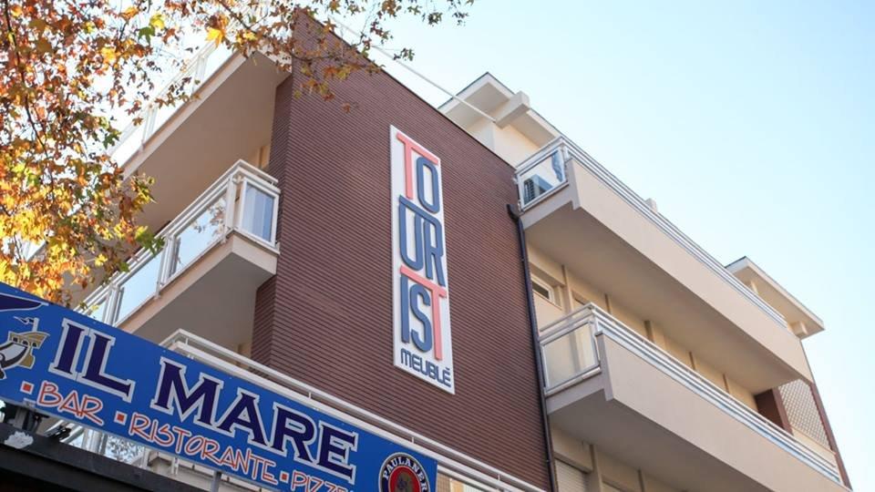 Hotel Tourist Meuble