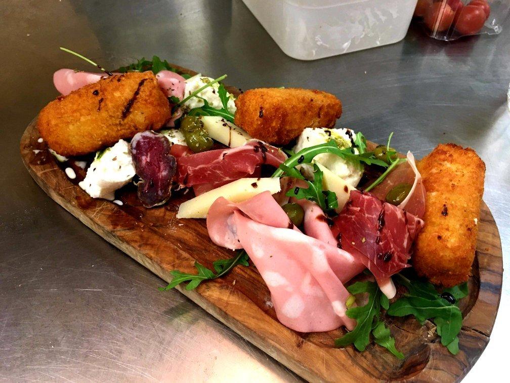 Leonardo’s Restaurant