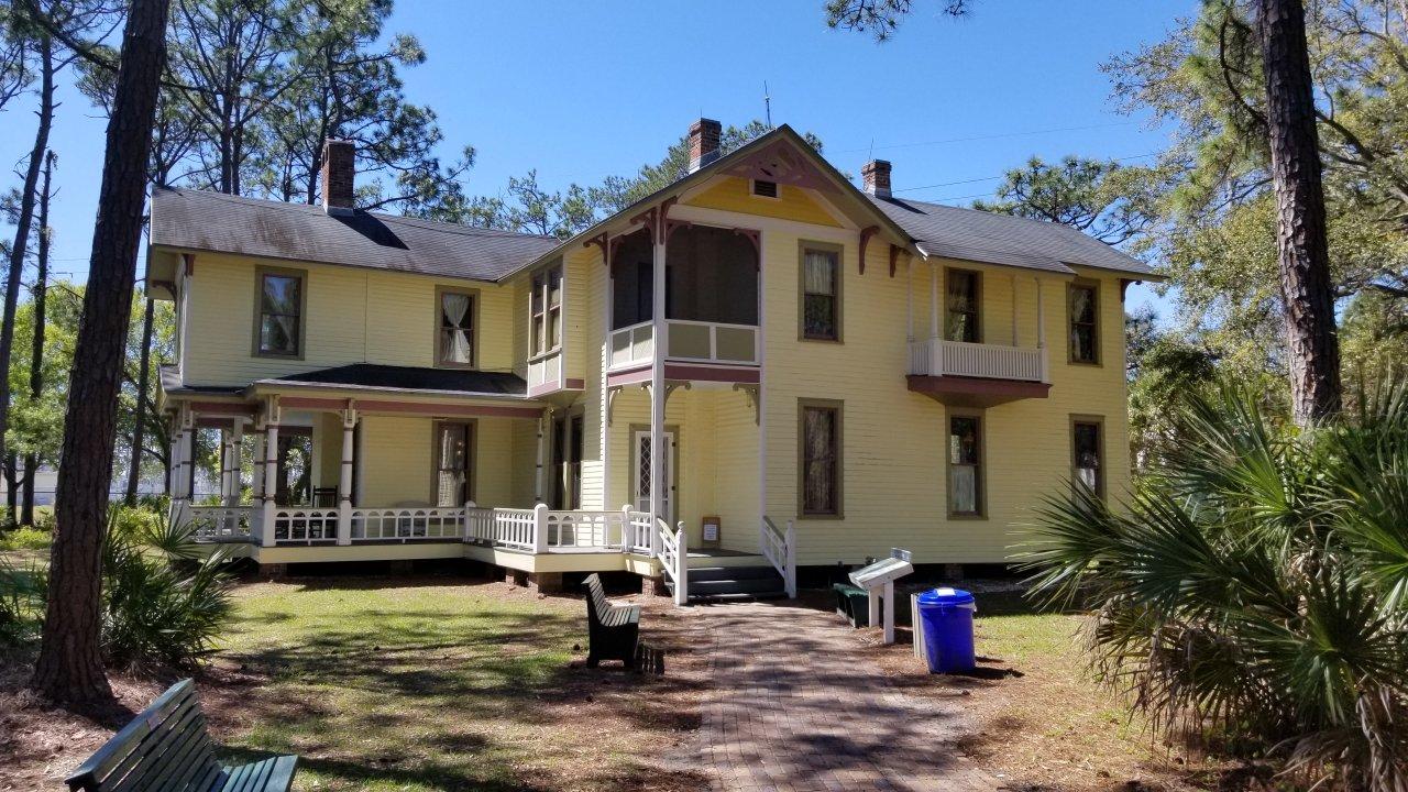 Heritage Village Mobile Home Park