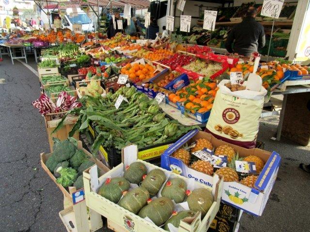 Mercato Settimanale Dei Guarneri