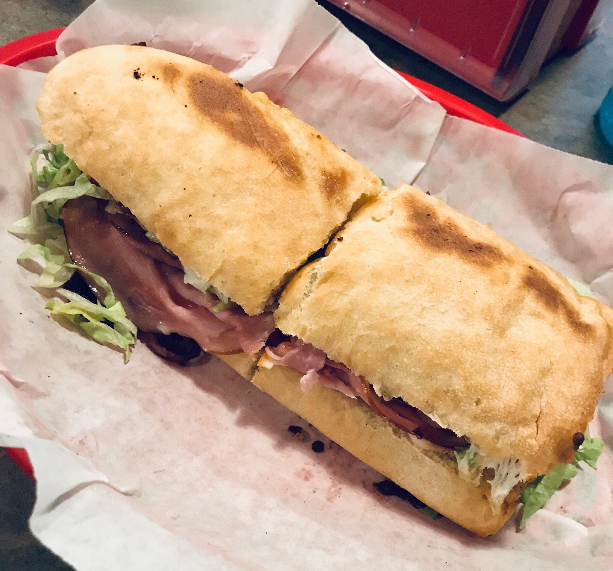 Mancino's Pizza & Grinders