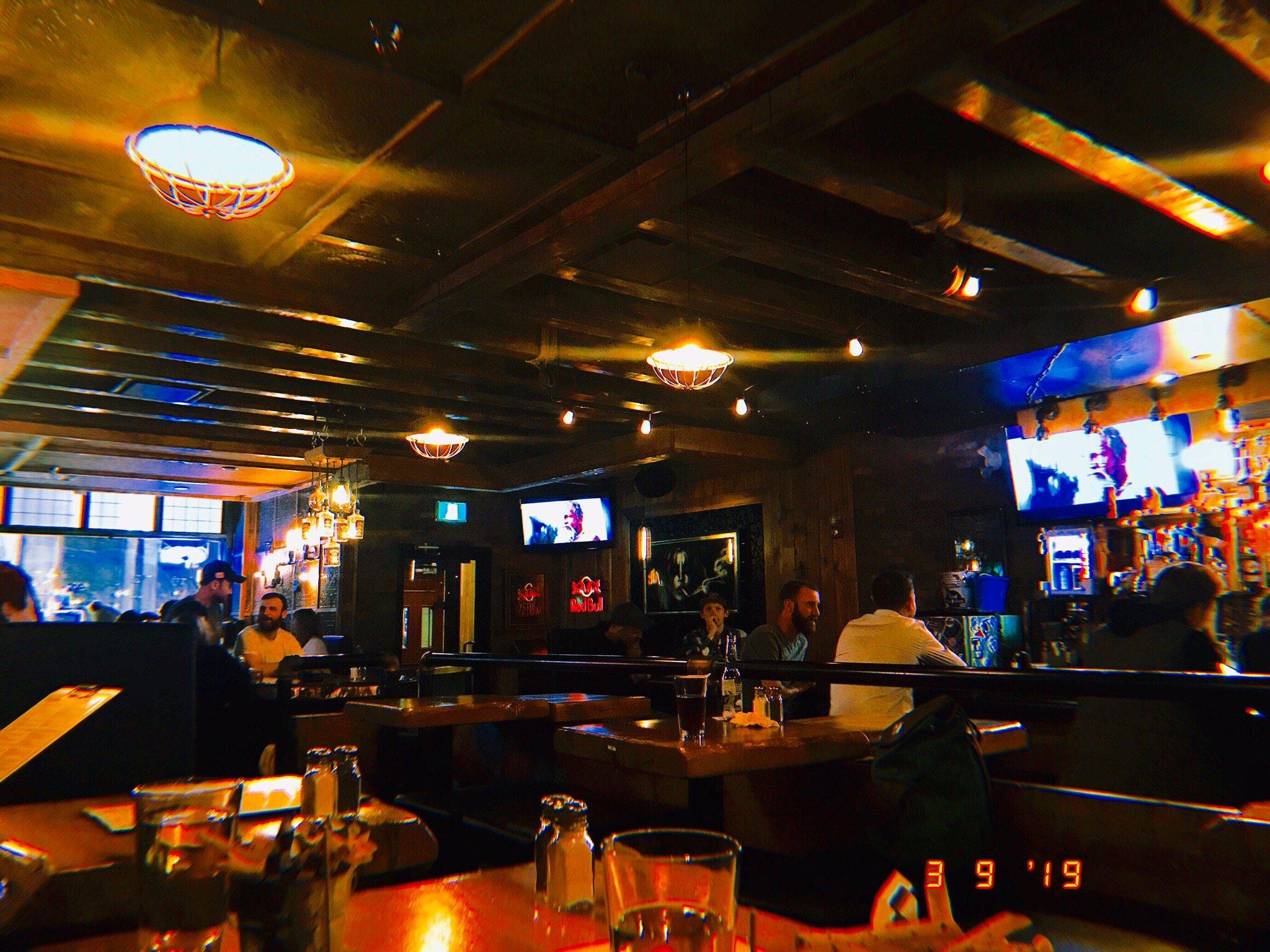 El Furniture Warehouse