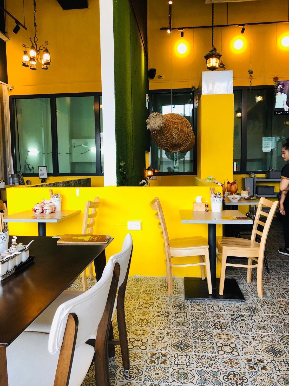 Royal Thai Boat Noodles & Bar