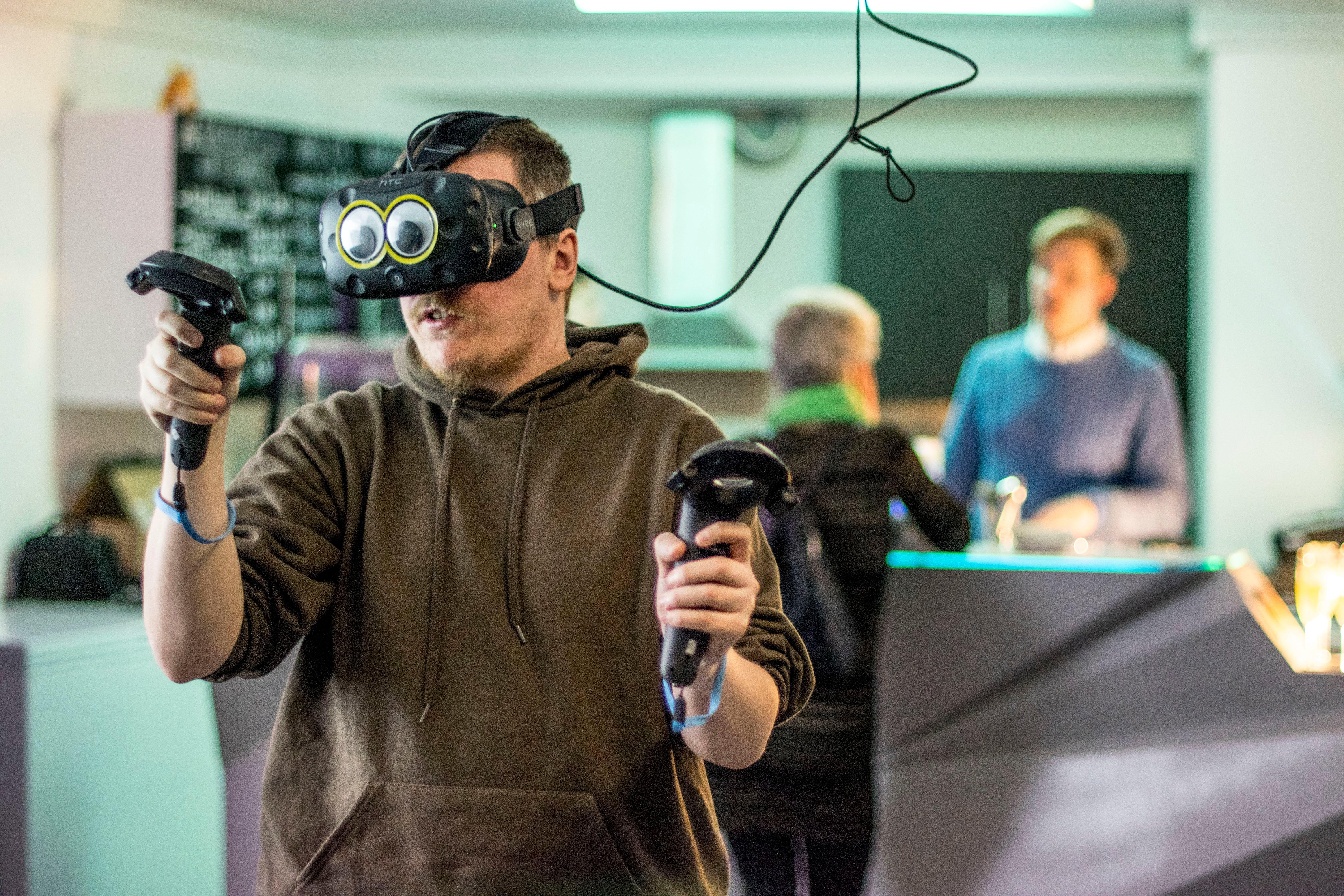 Photo by VirtuaLounge