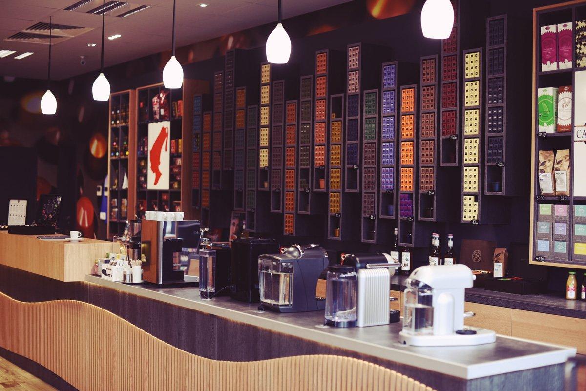 Kafemania Boutique & Bar