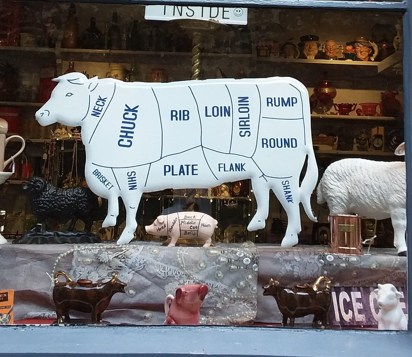 Hoptroff & Lee Antiques in the Alley