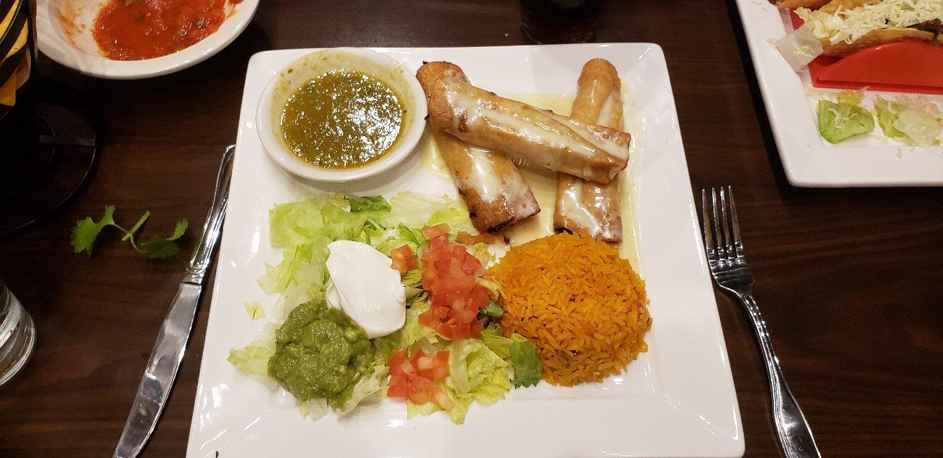 Photo by lindahF8345OC