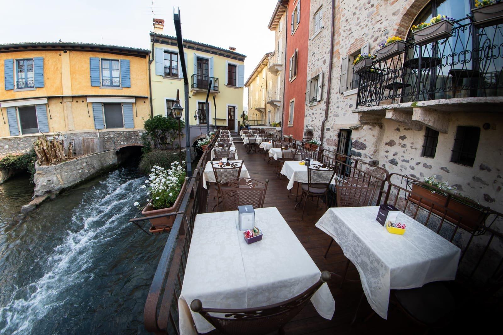 Caffè Visconti Restaurant & Bar