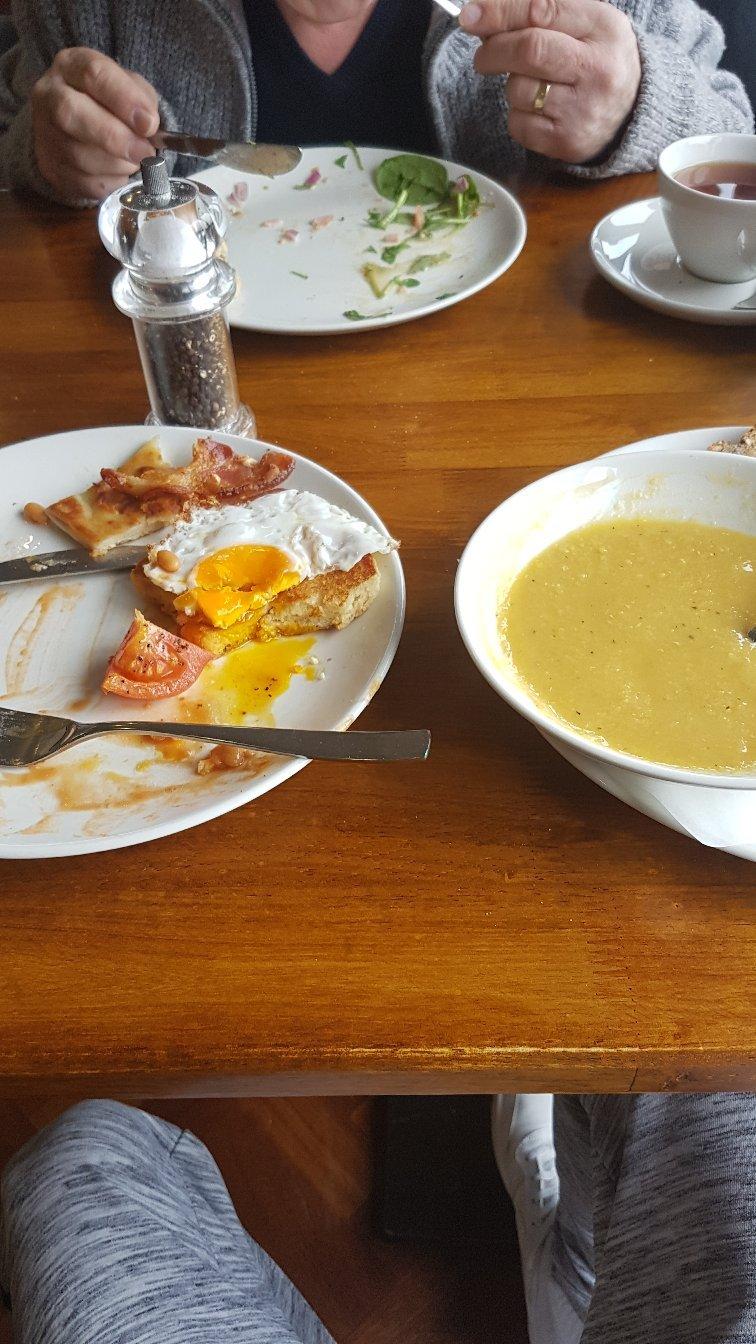 Village Kitchen Cafe