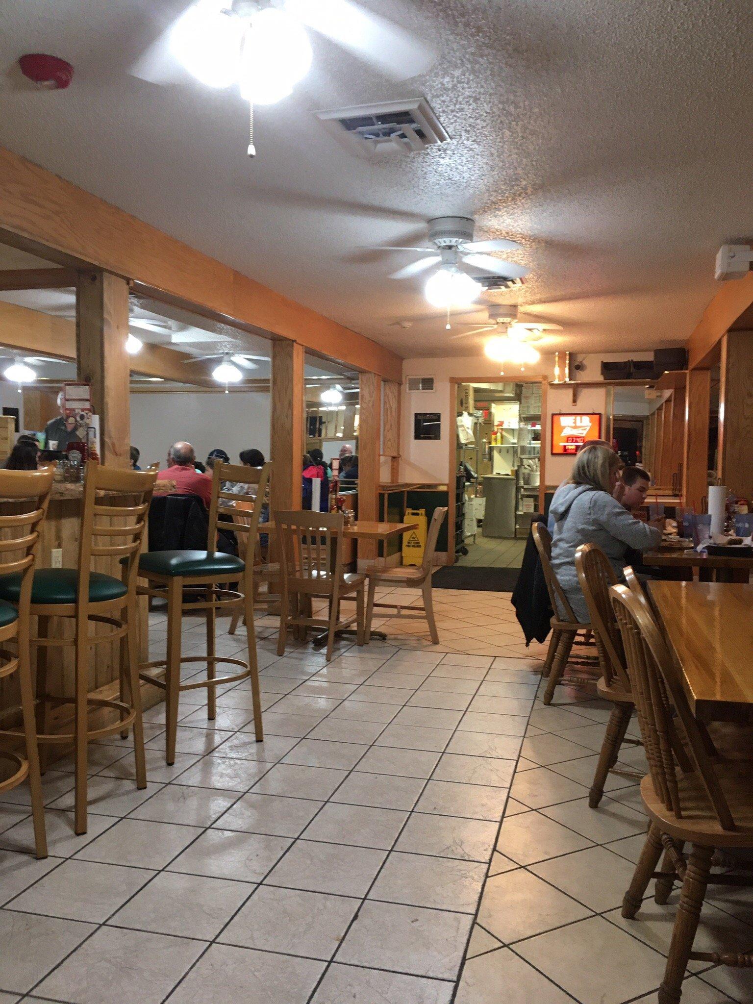 Boss' Pizza & Chicken