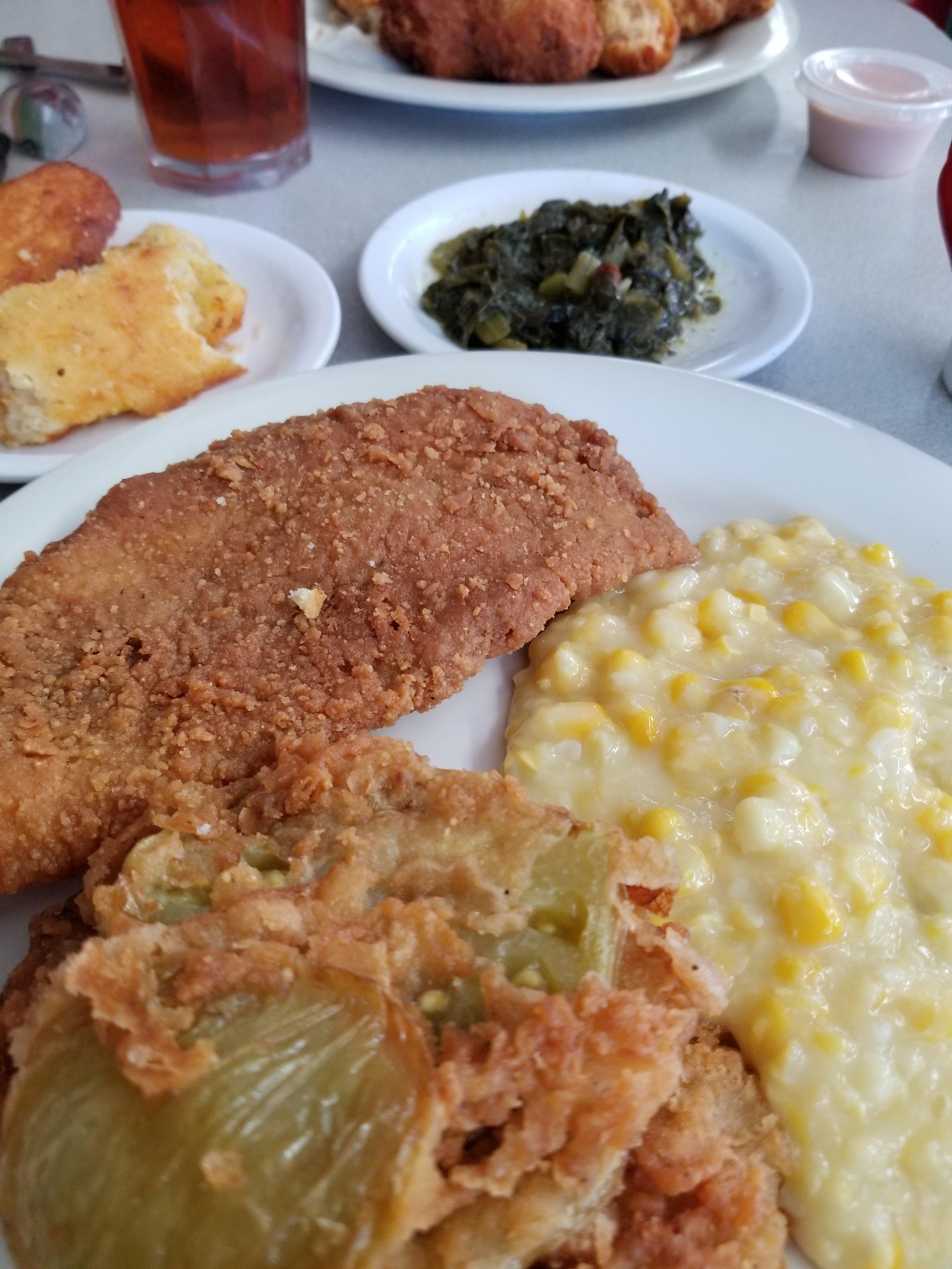 Charles' Cafeteria & Grill