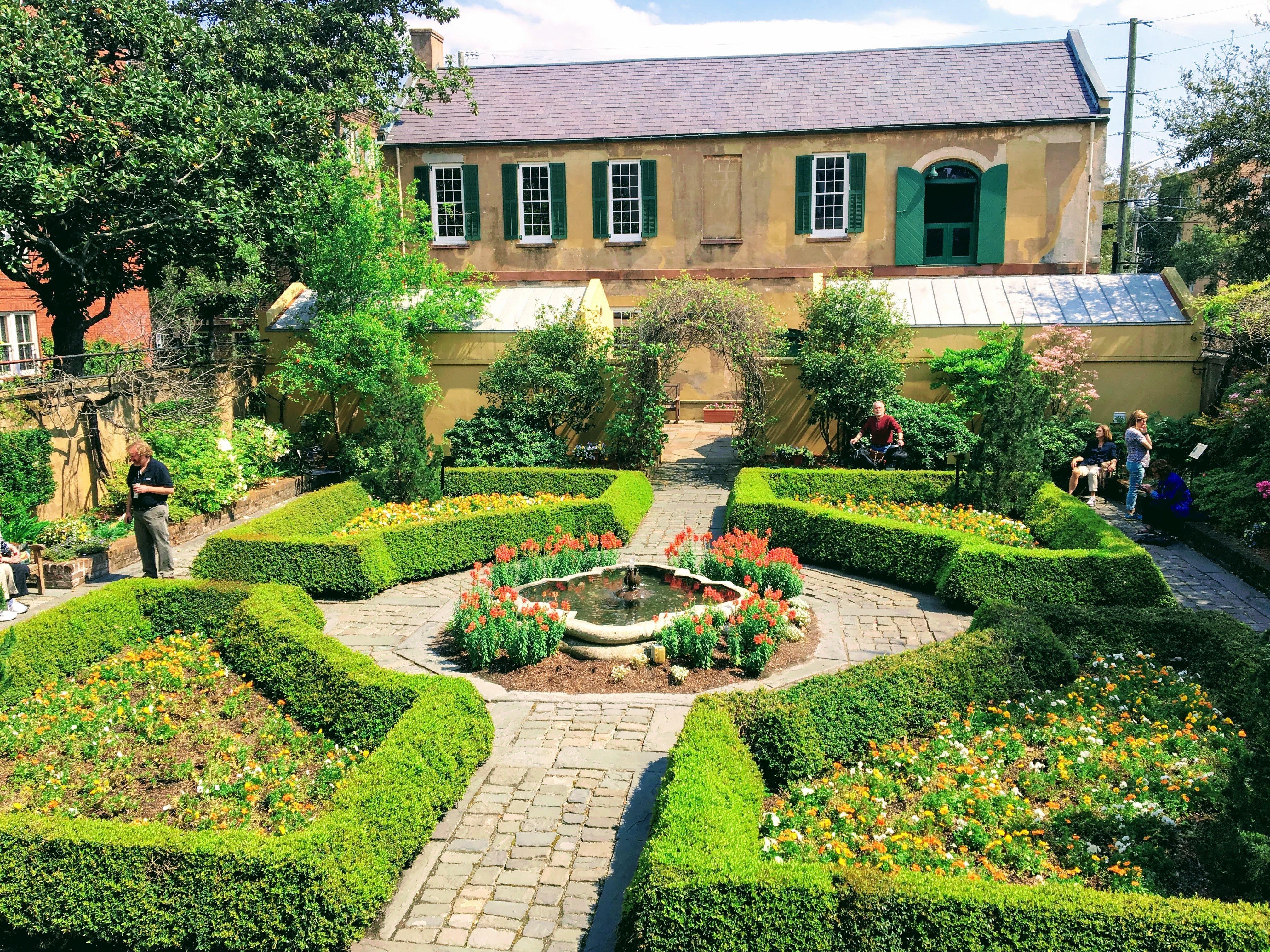 Owens-Thomas House & Slave Quarters