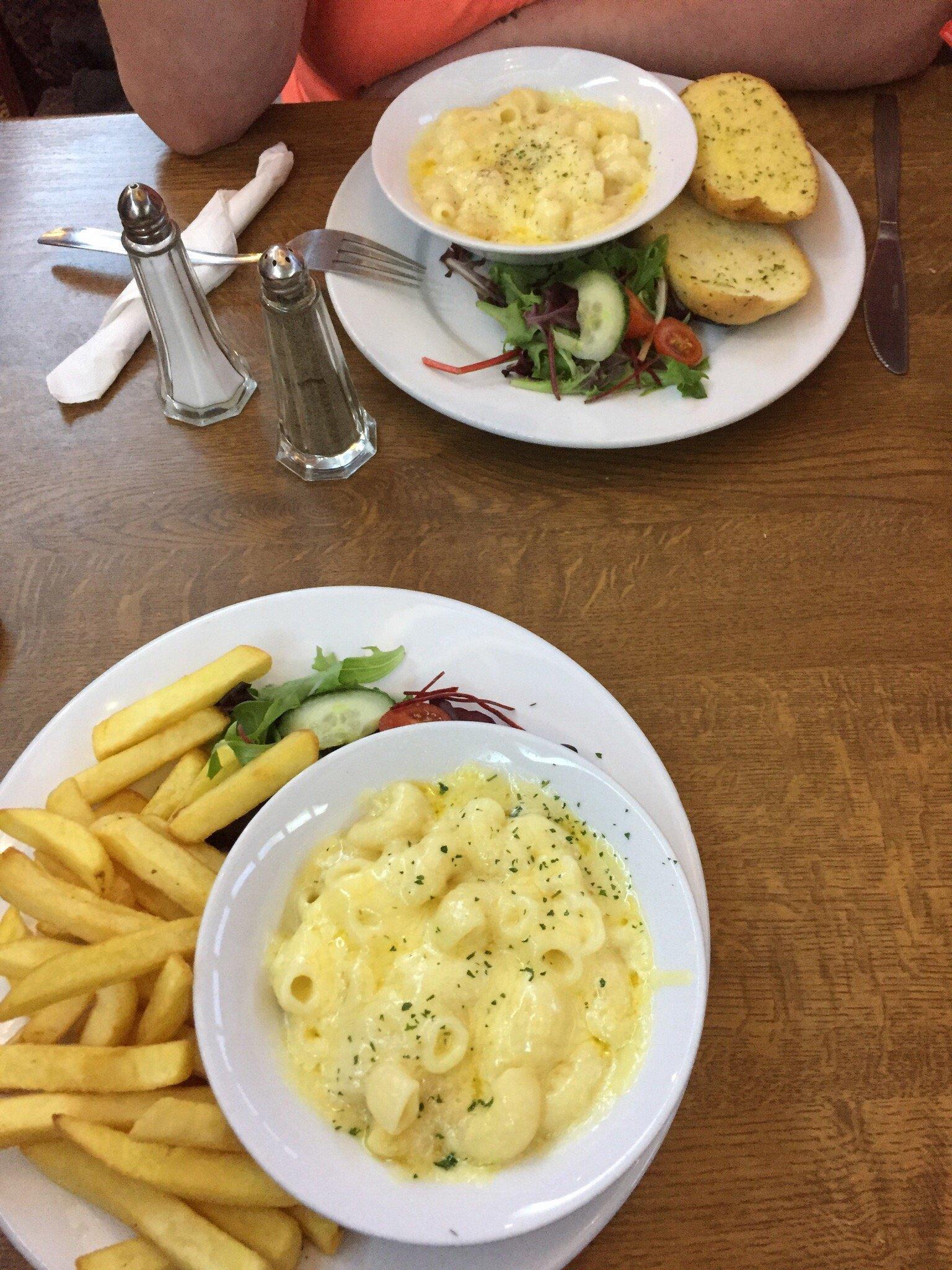 Jilts Pub and Restaurant