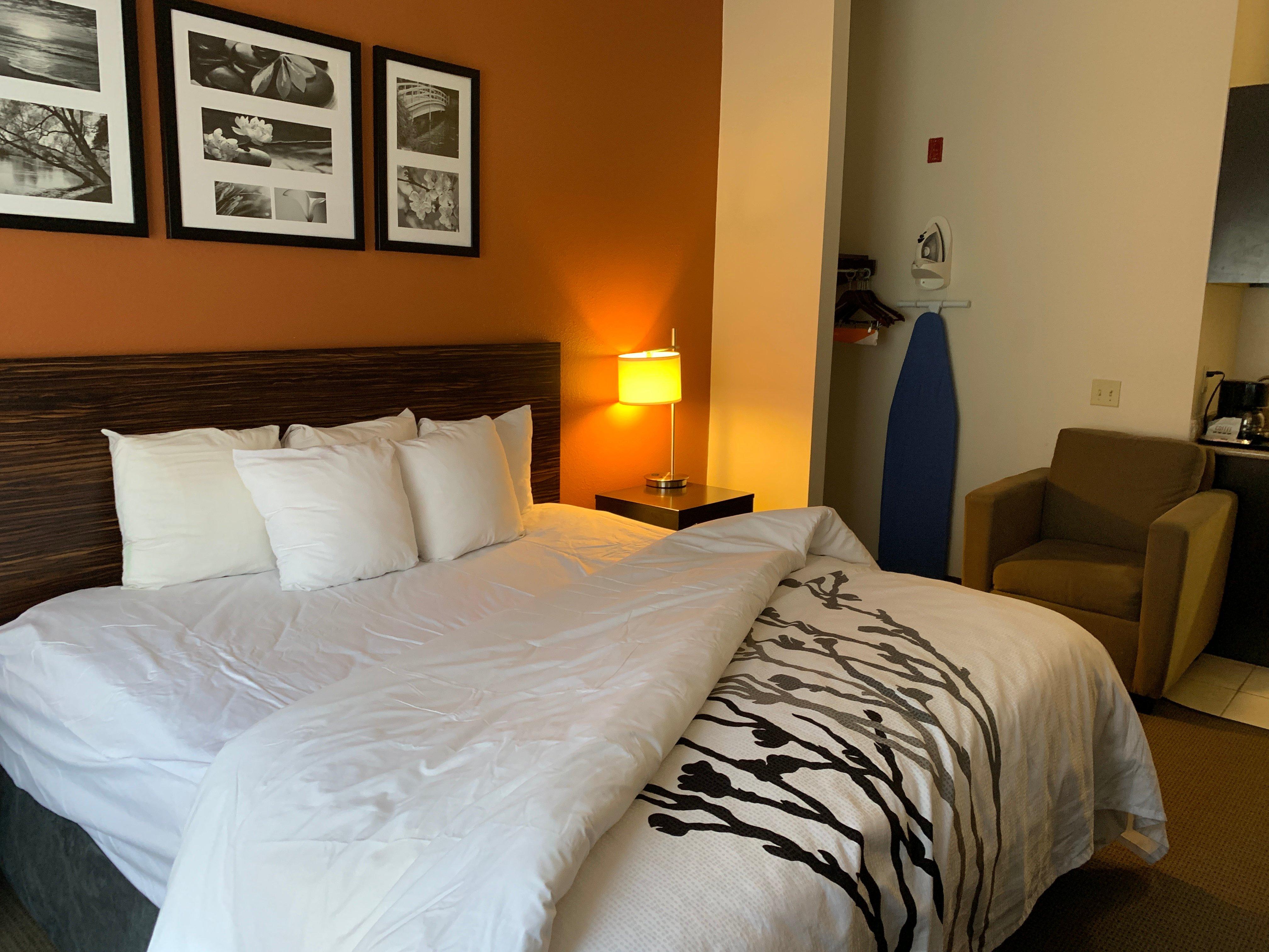 Sleep Inn & Suites Stafford - Sugarland