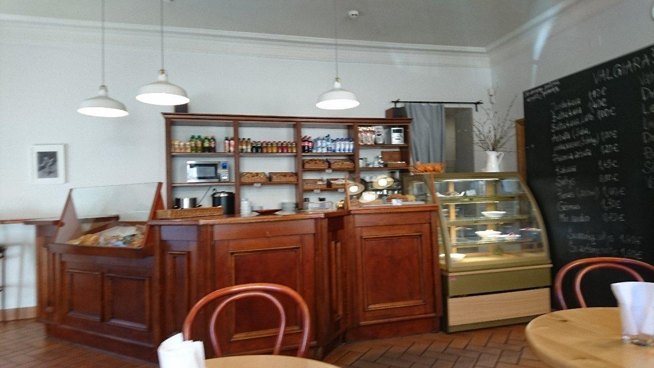 Tauradvaris café bakery