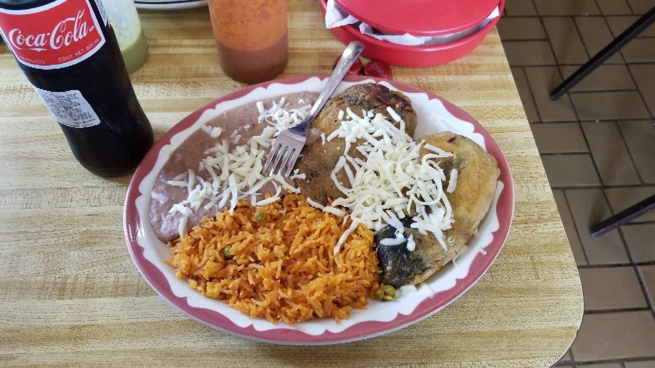 Antojitos Mexicanos El Barbas