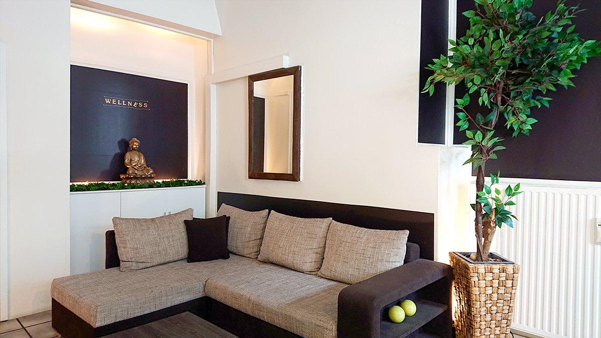 the tree - Massage Lounge