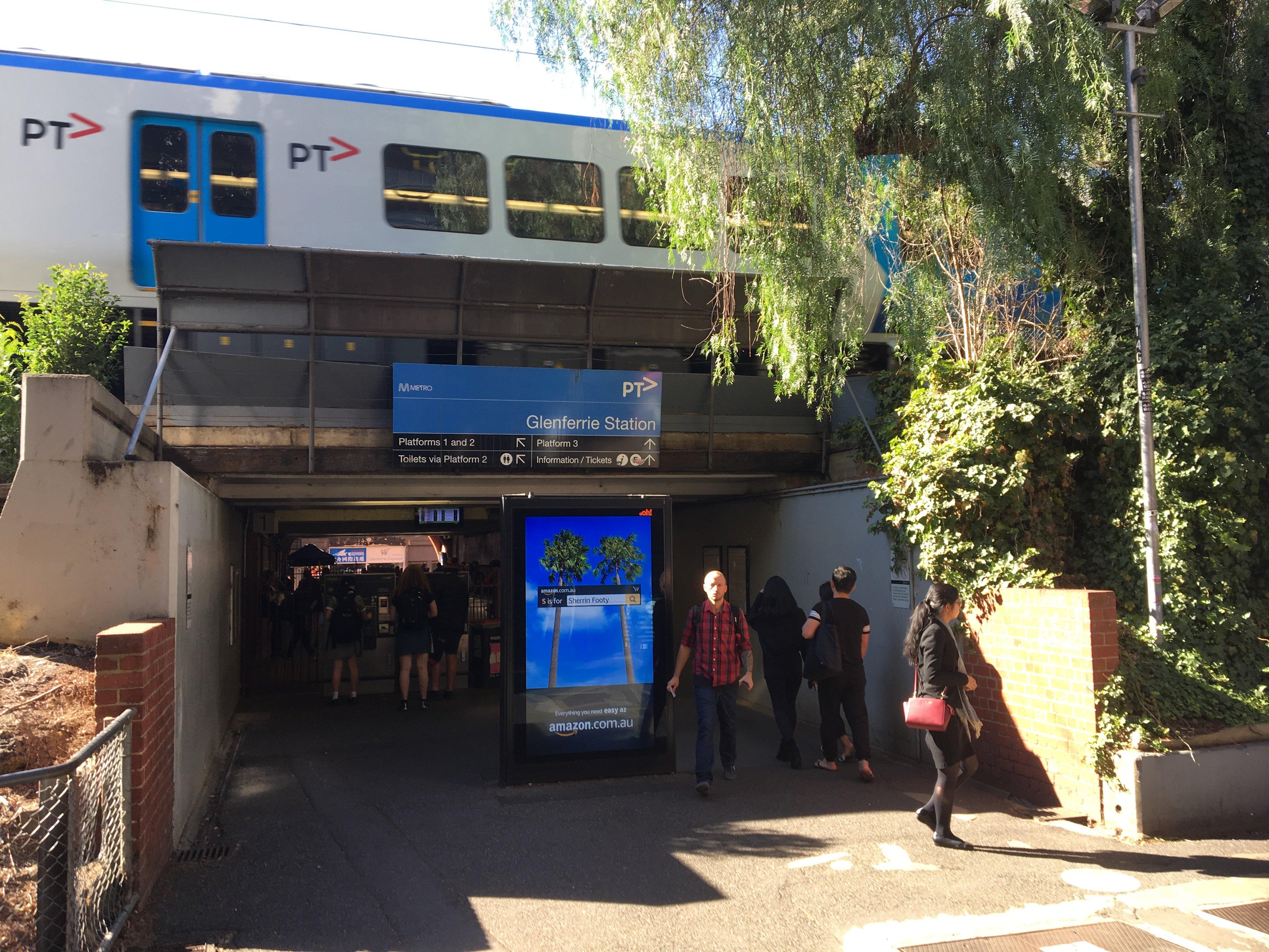 Glenferrie Railway Station