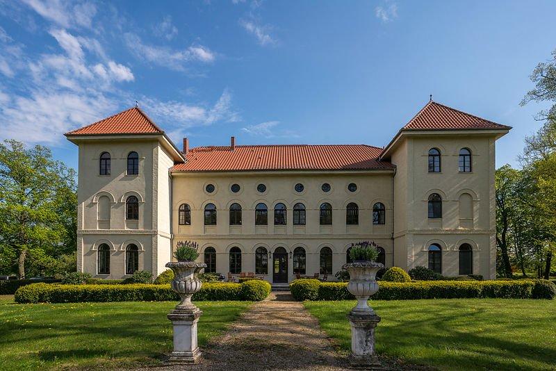 Schlosshotel Marihn