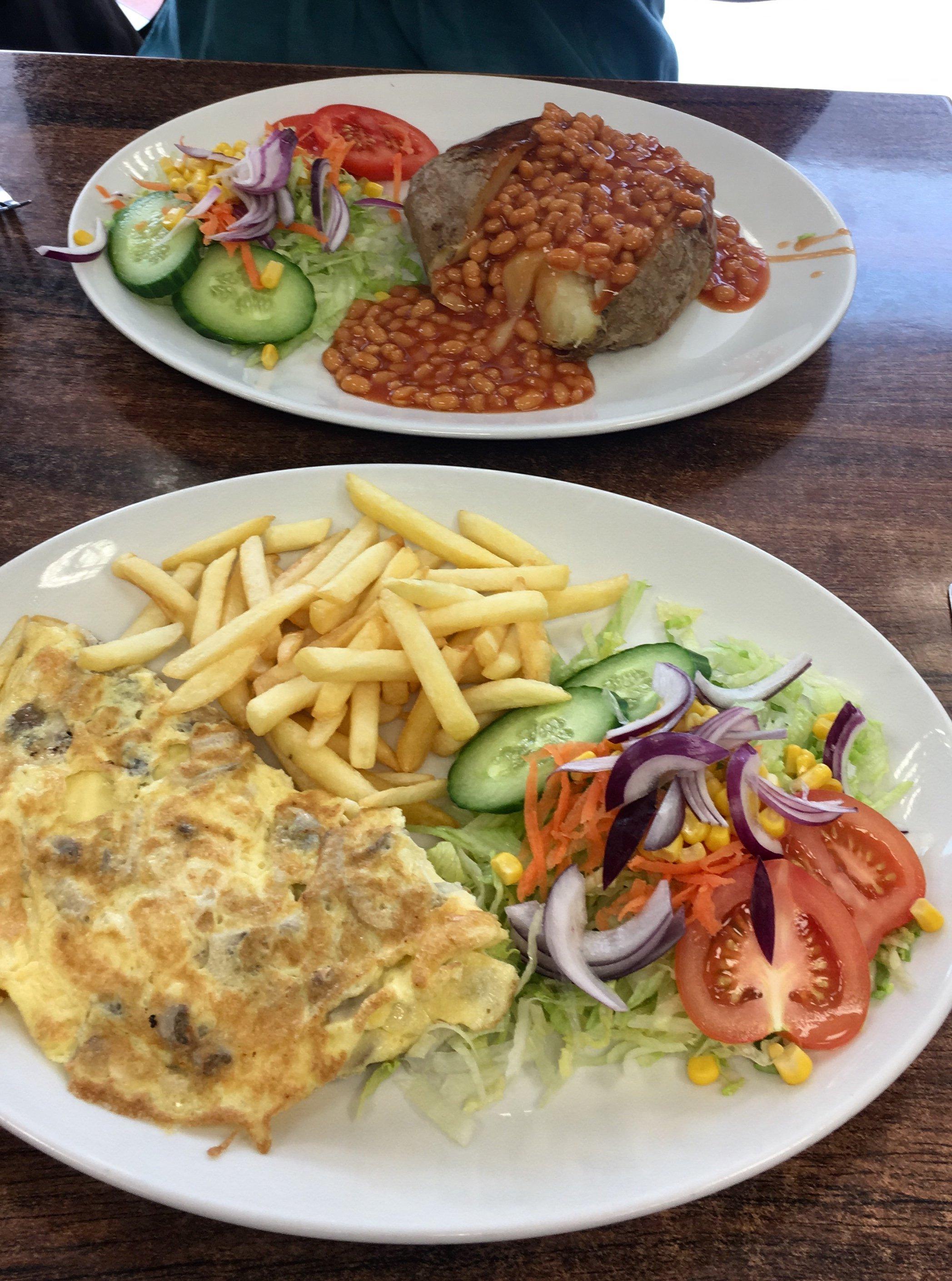 Torsbeanie Corner Cafe