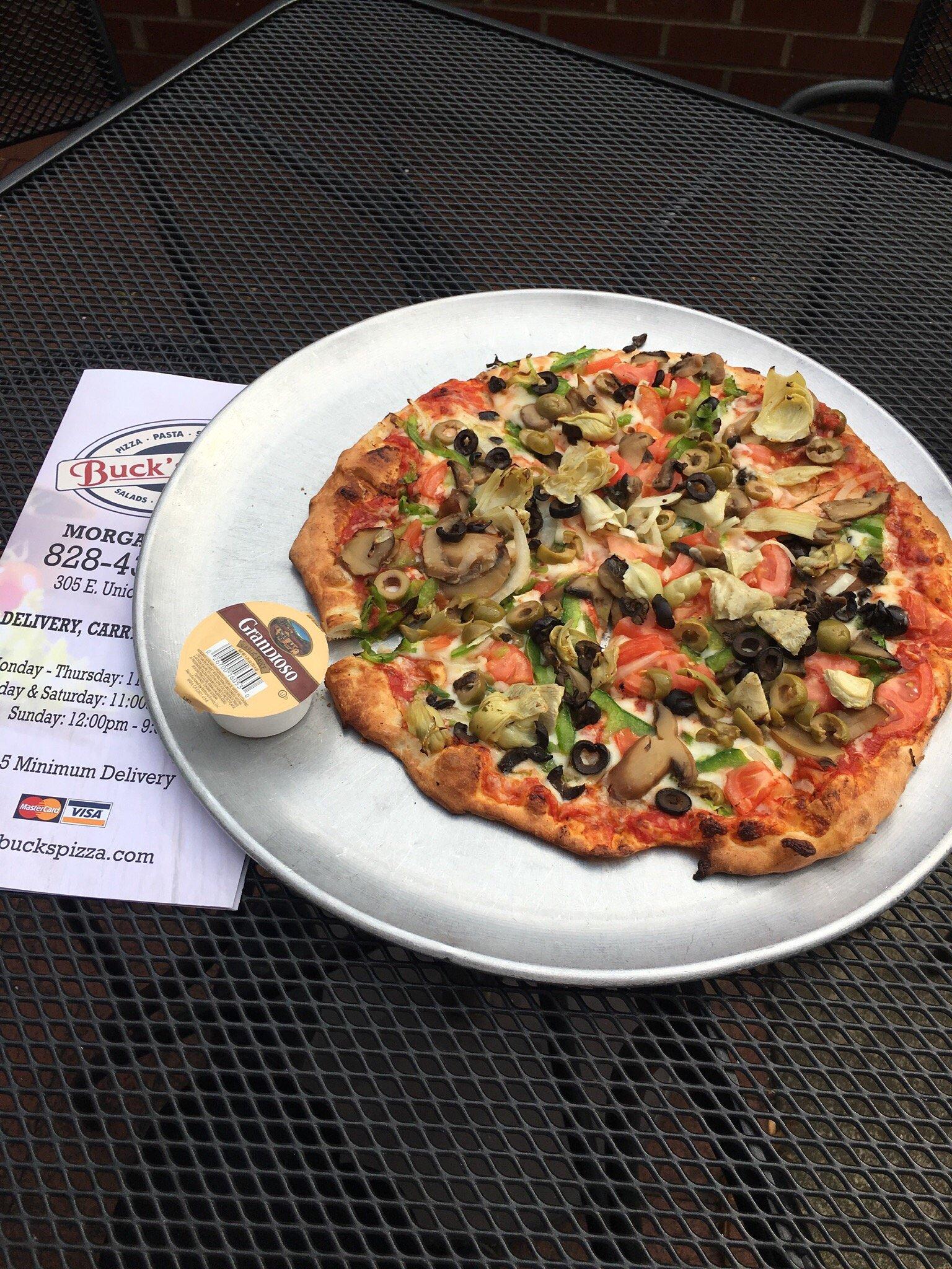 Buck's Pizza