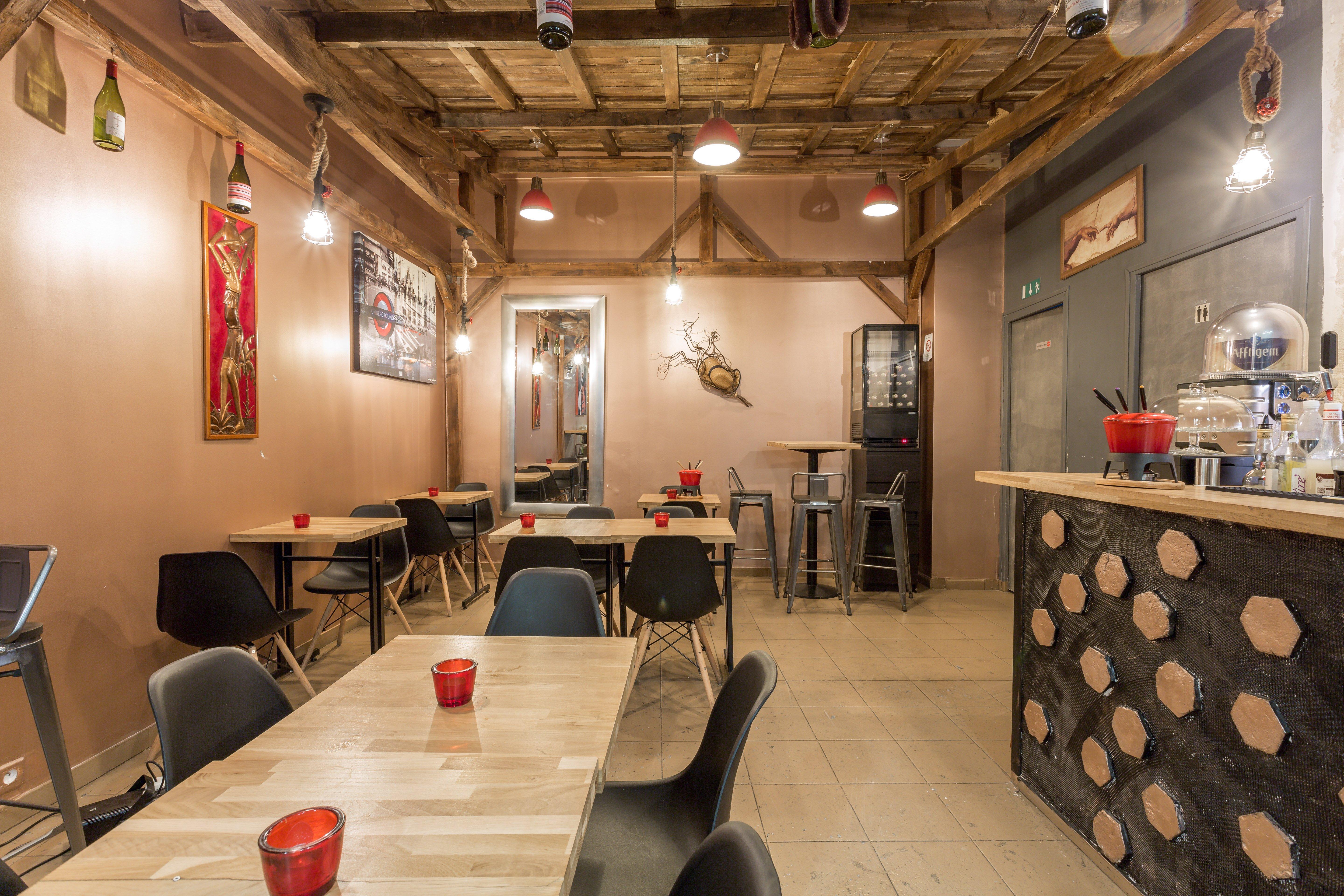 Chalet Restaurant & Bar