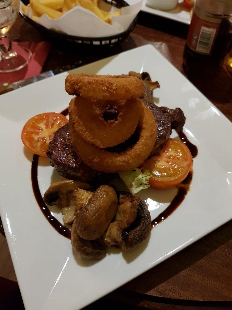 Callums Bar/Restaurant