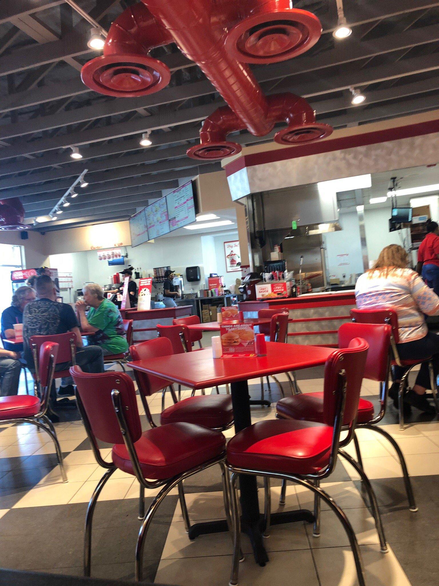 Freddy's Frozen Custard & Steakburgers