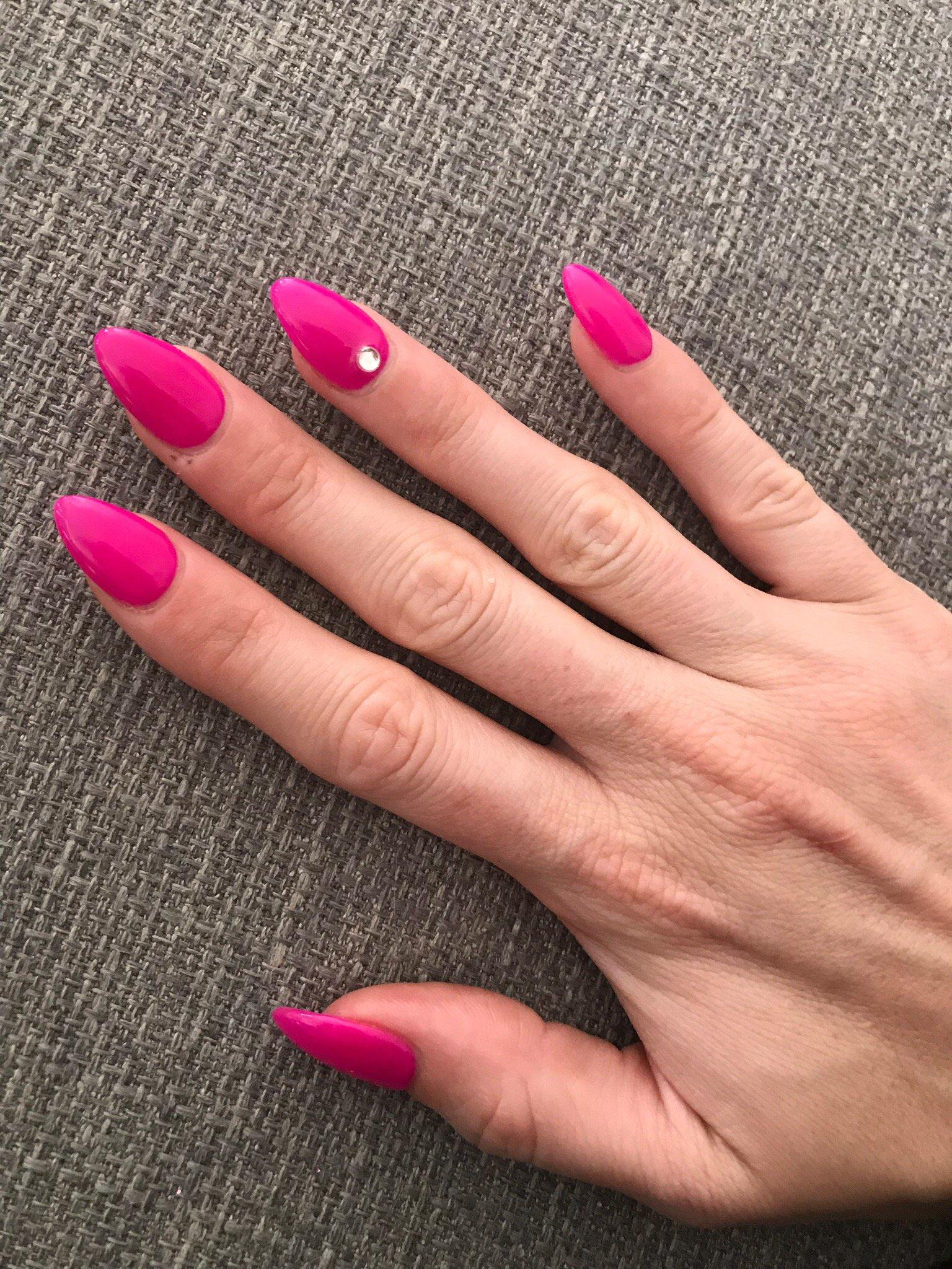 Cre8tive Nailz and Beauty