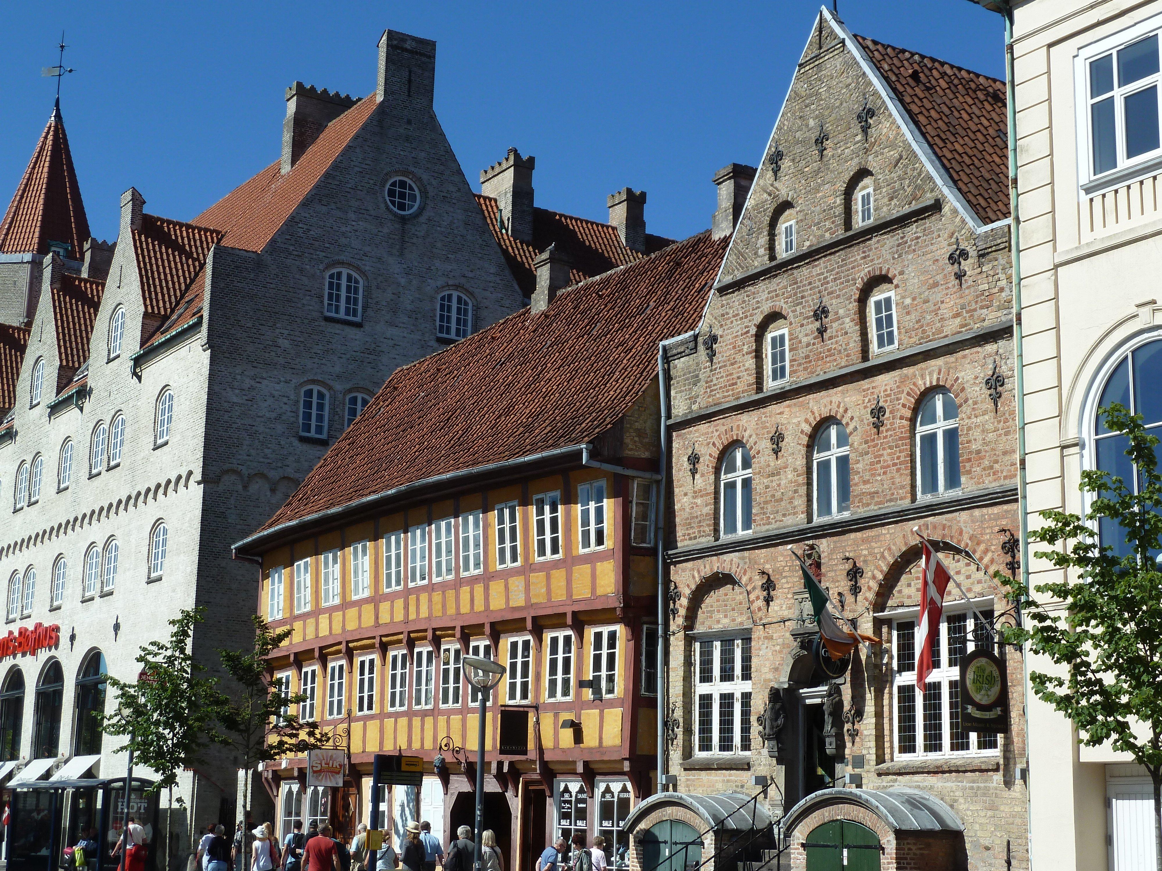 Jorgen Olufsens House