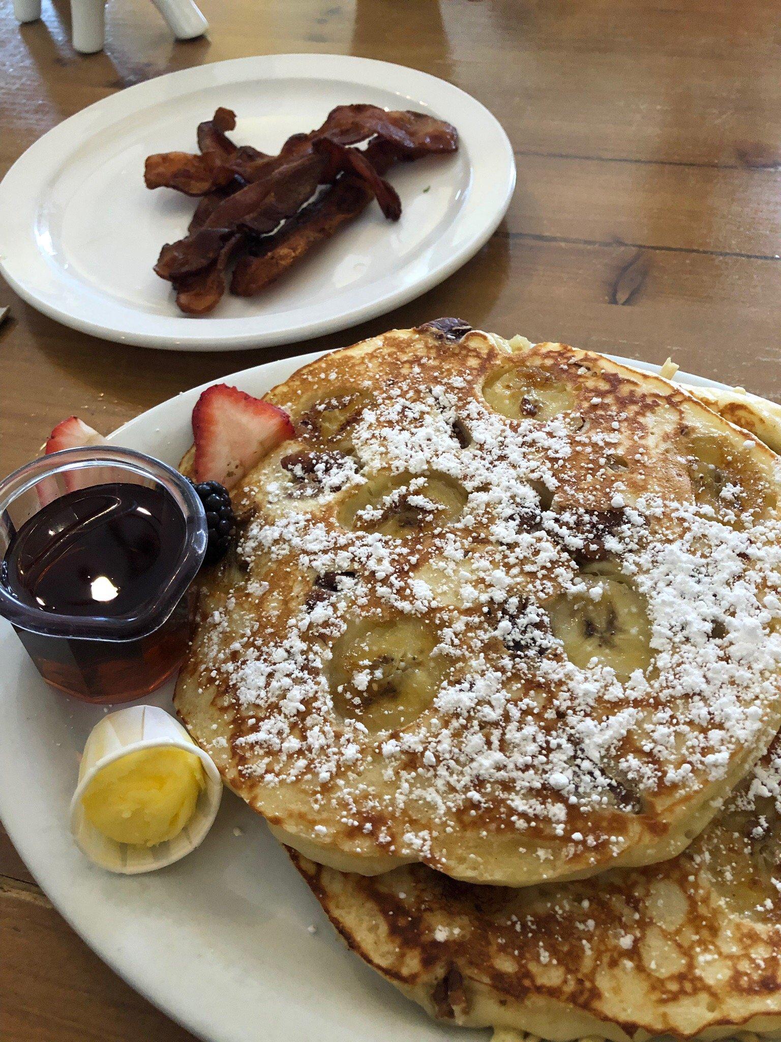 Photo by EscapeFromTheRain