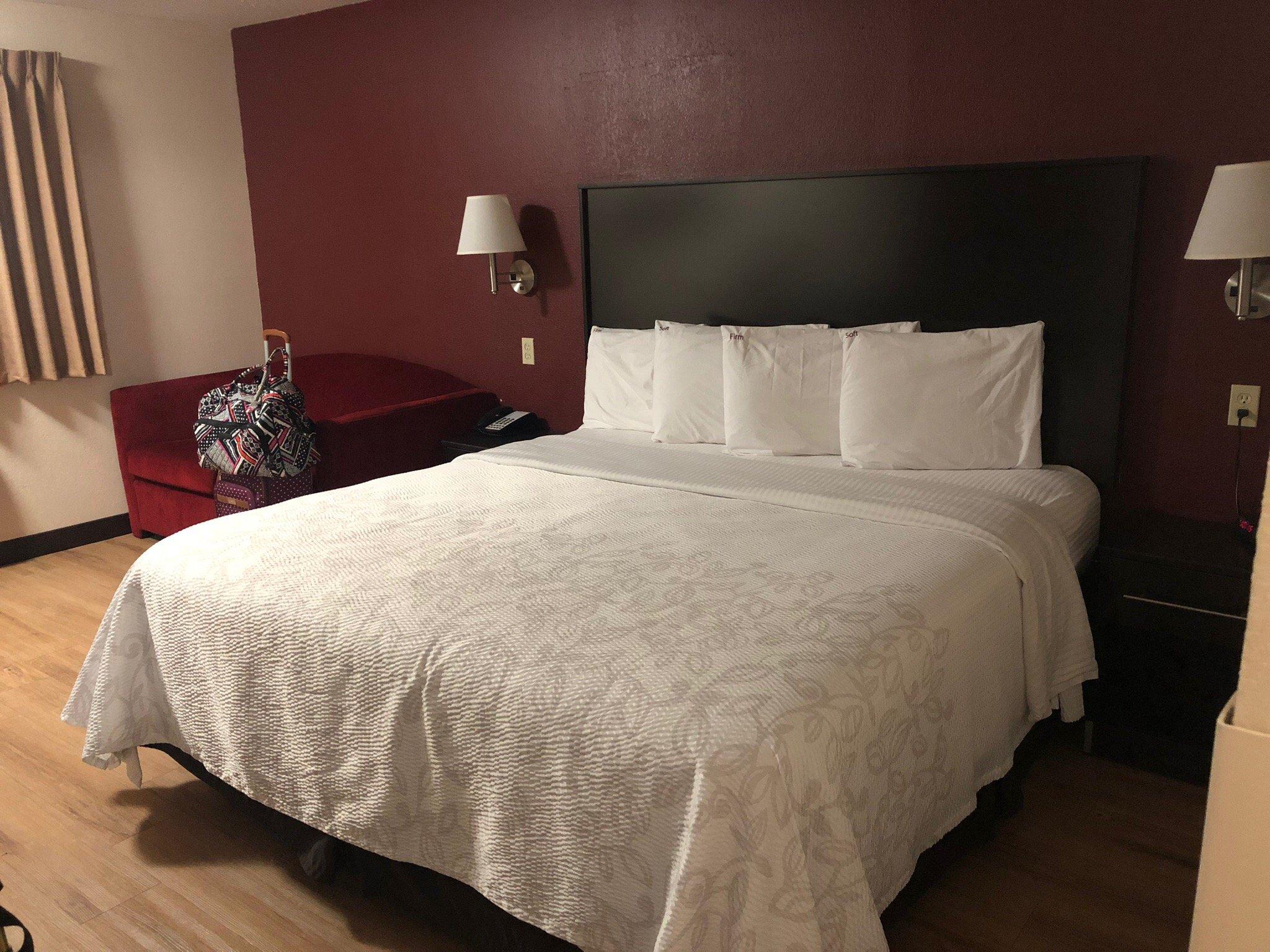 Red Roof PLUS+ Huntsville