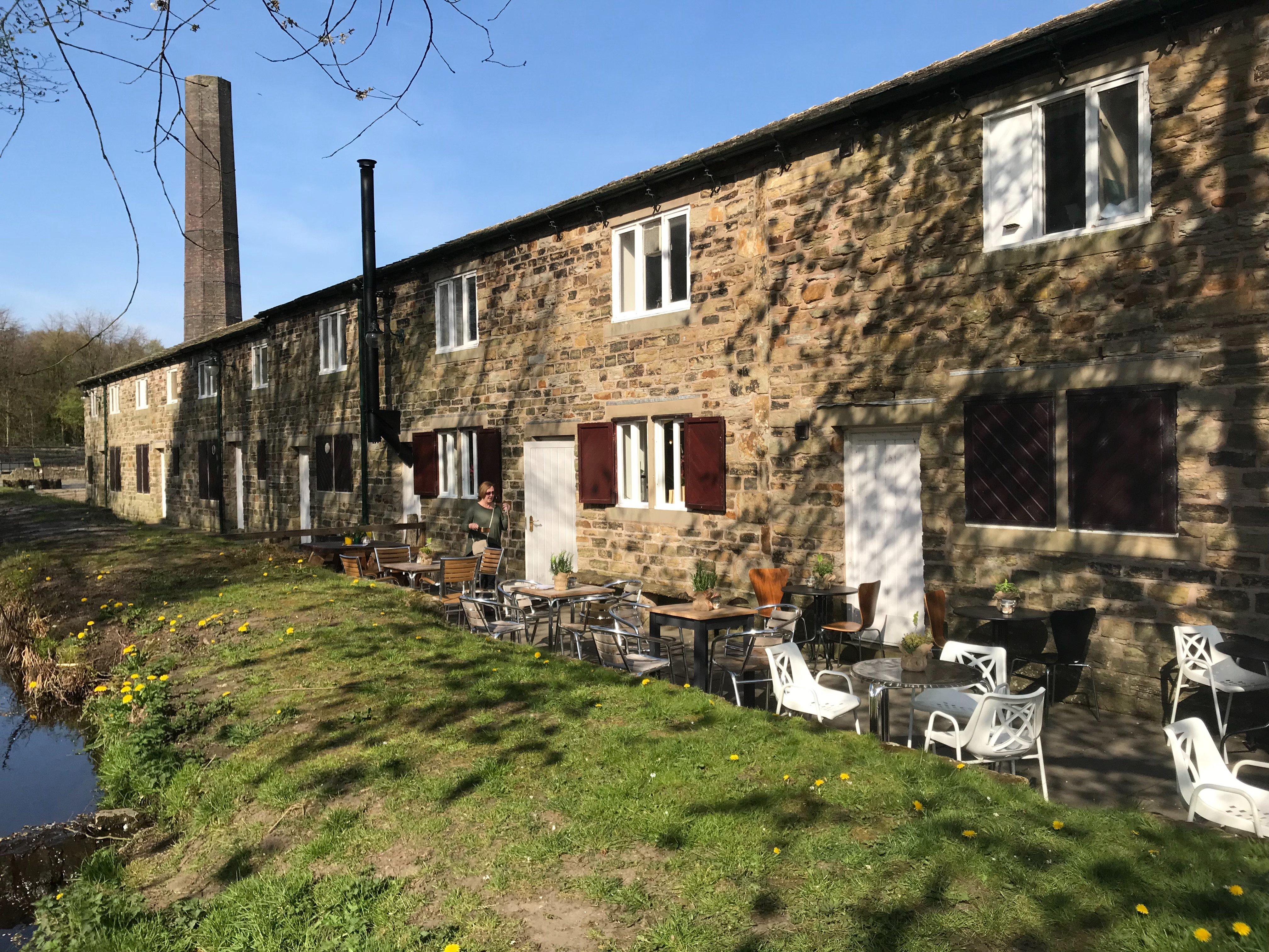 The Lamppost Cafe - Burrs