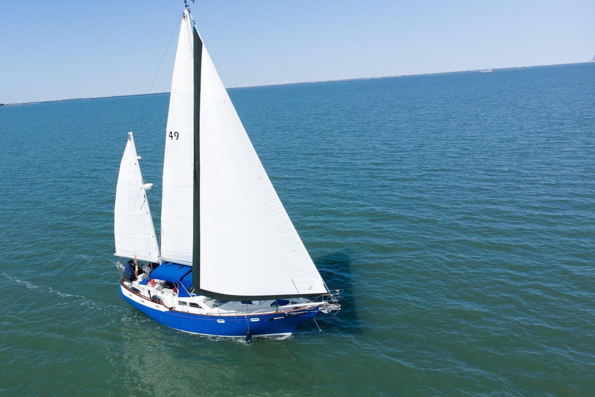 SV Seraphim Charters