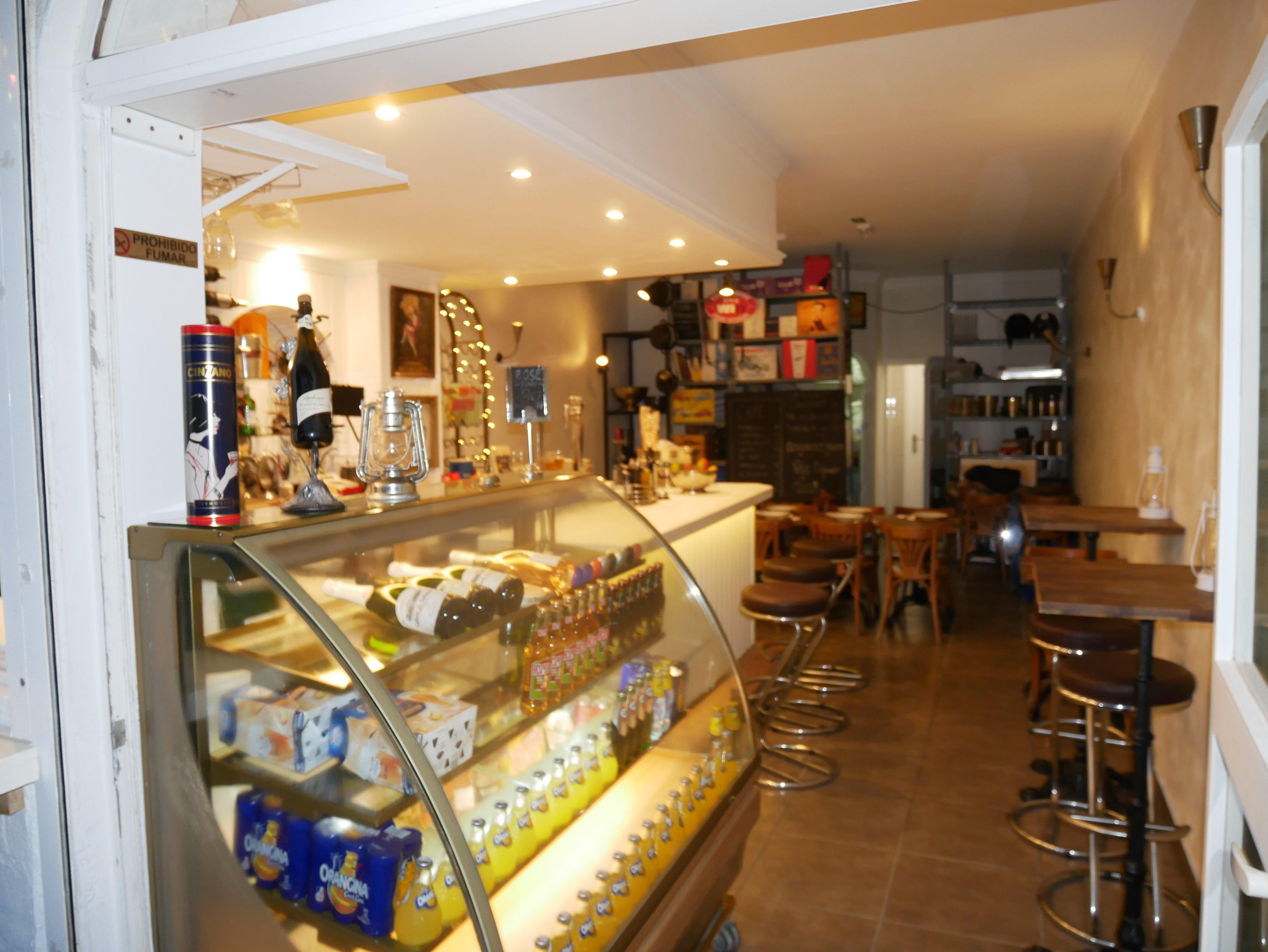 Nice Bar Bistro Cafe