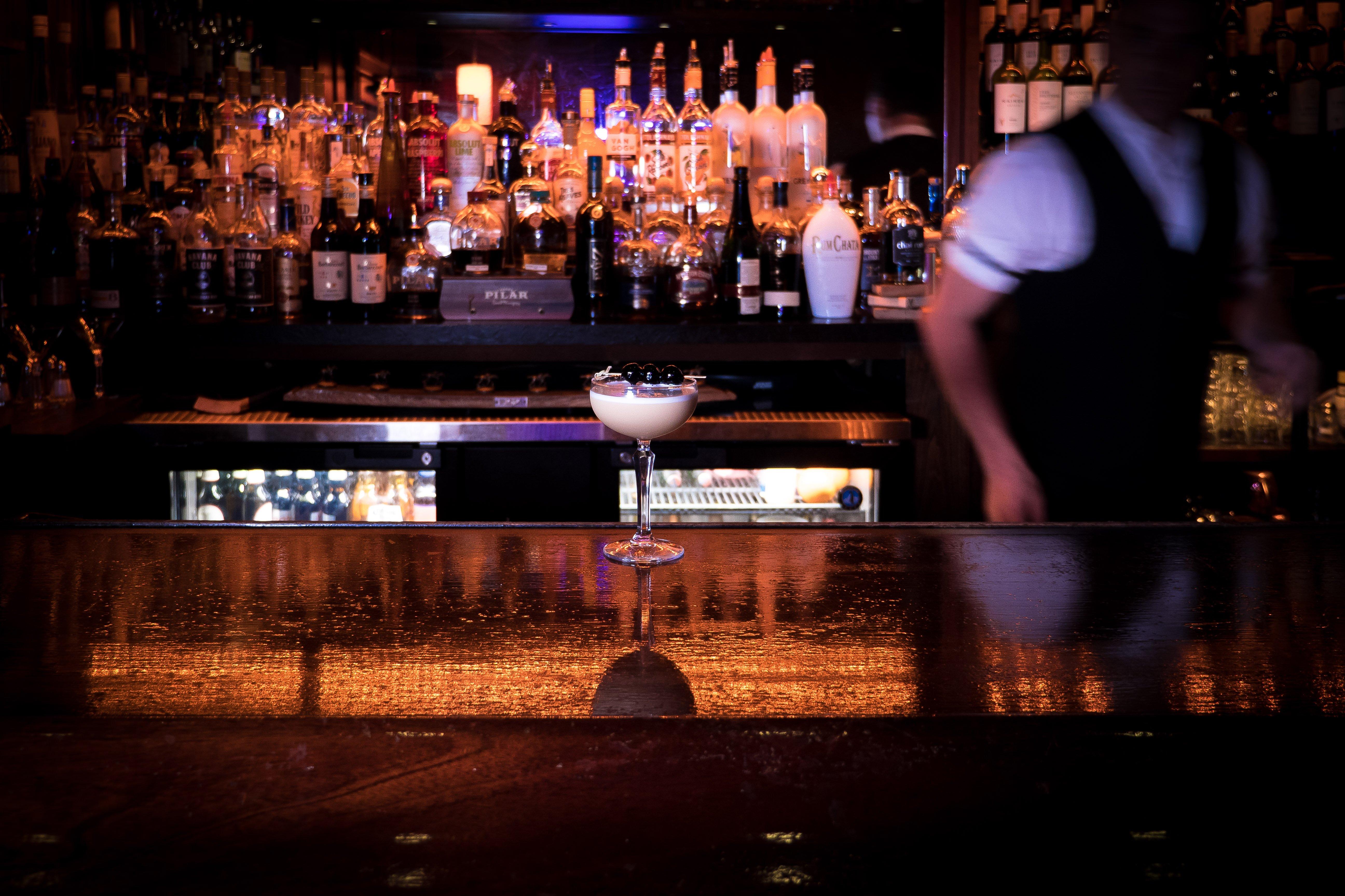 Berlin's Cocktail Bar & Lounge