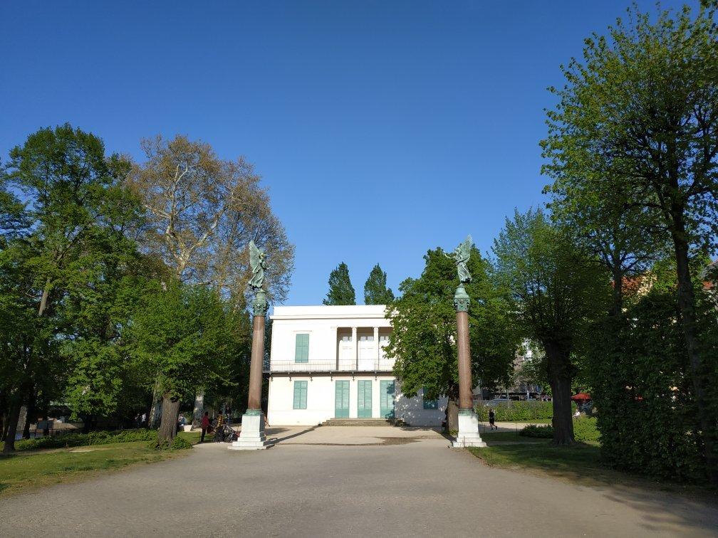 Neuer Pavillon im Schlosspark Charlottenburg