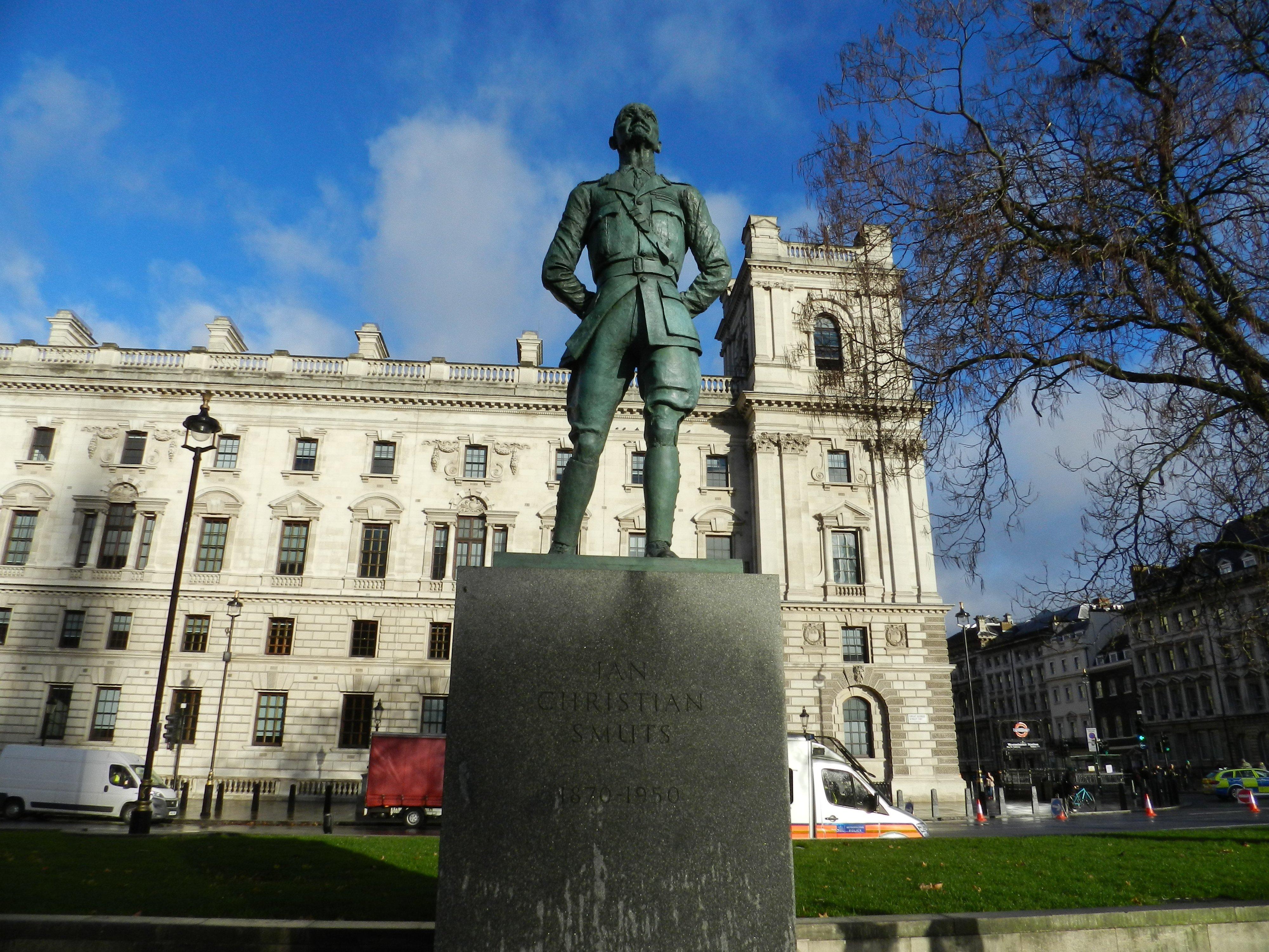 Jan Smuts Statue