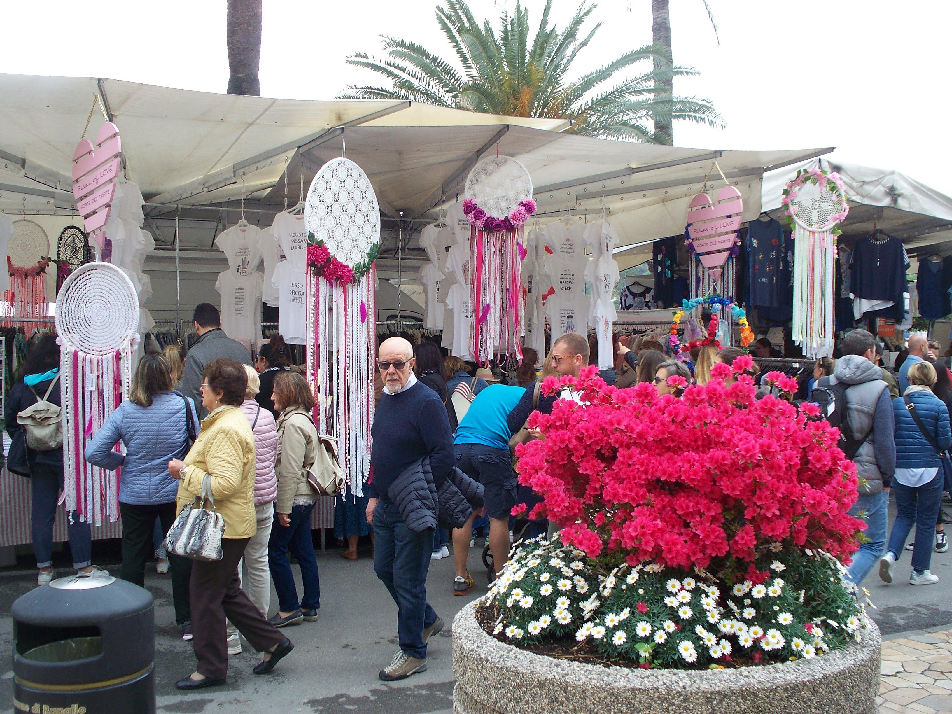 Mercato del giovedì