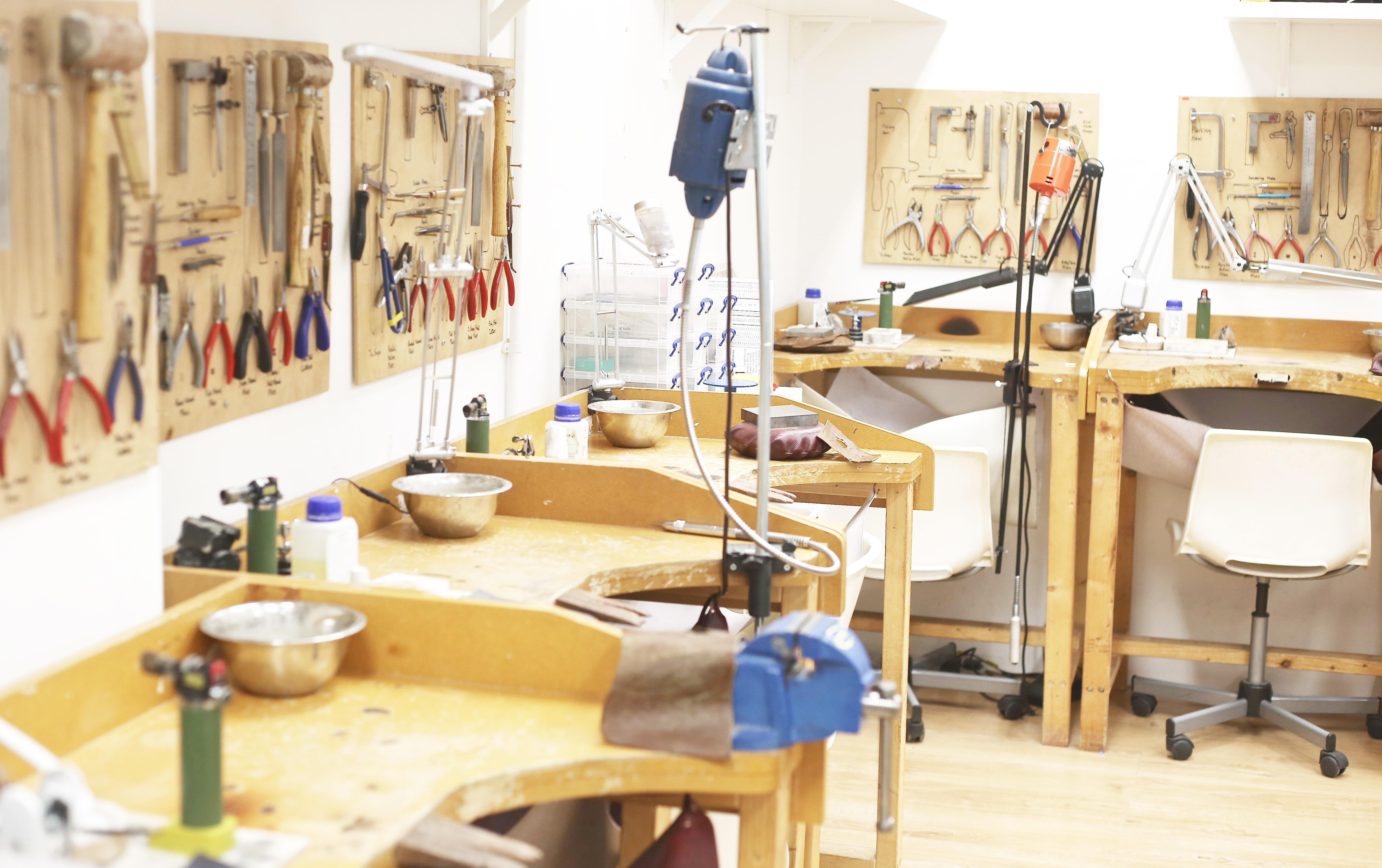 London Jewellery School