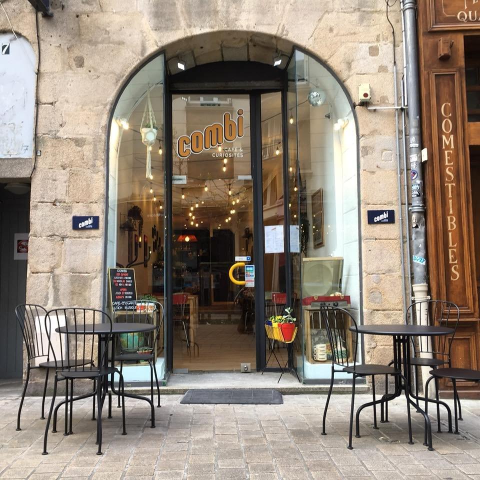Combi, café et curiosités