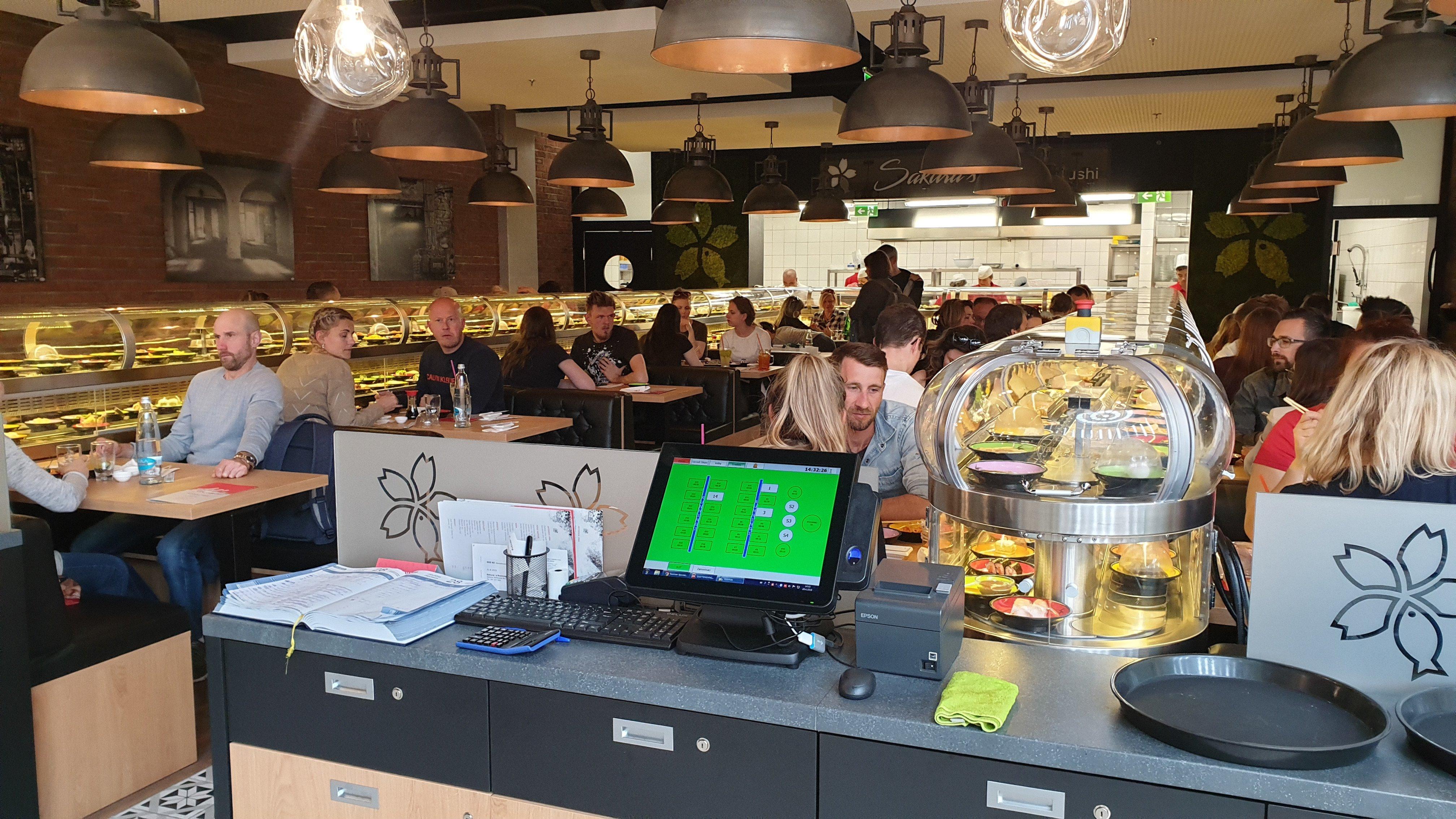 Sakura's Running Sushi