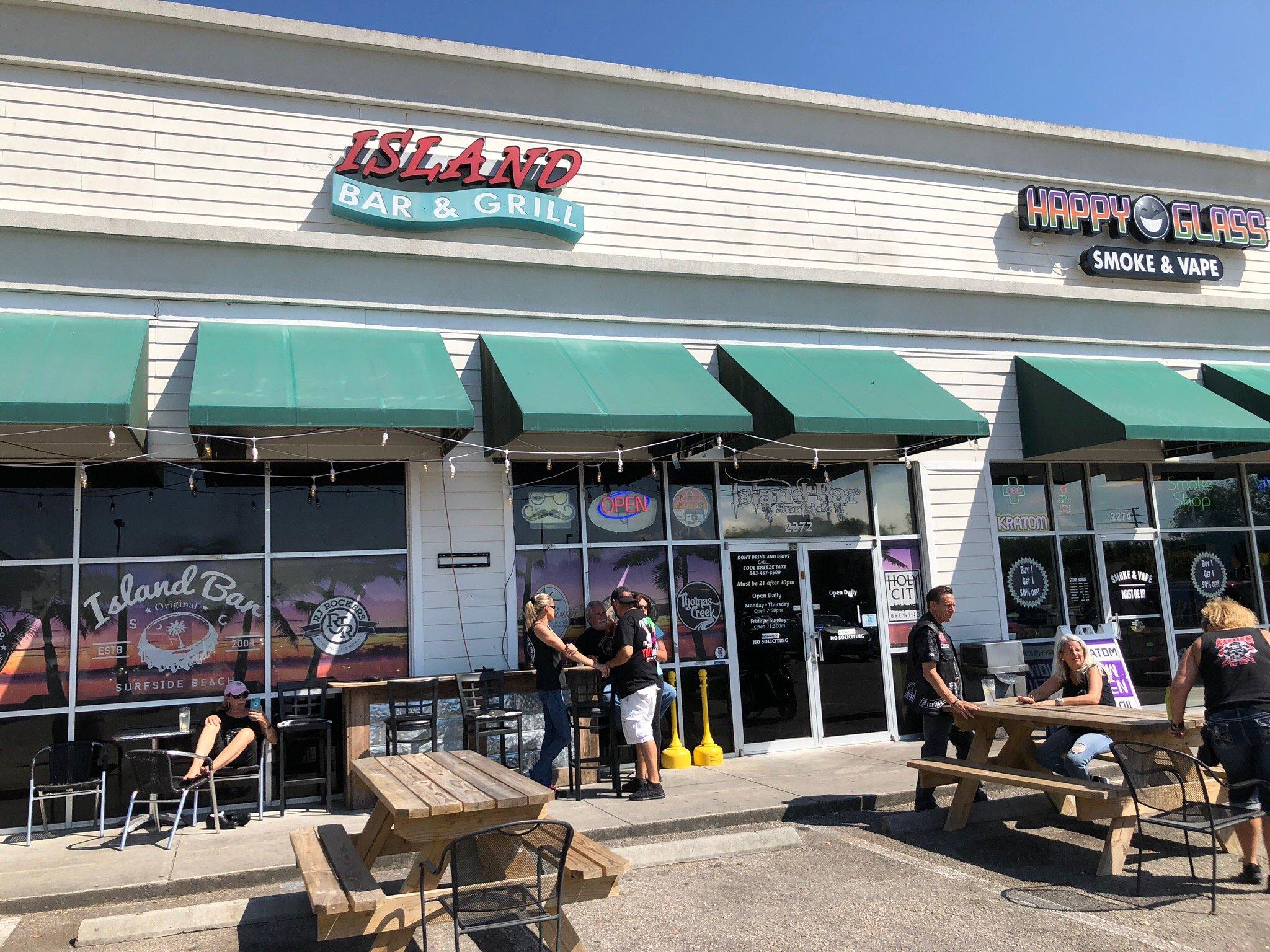 Island Bar and Grill